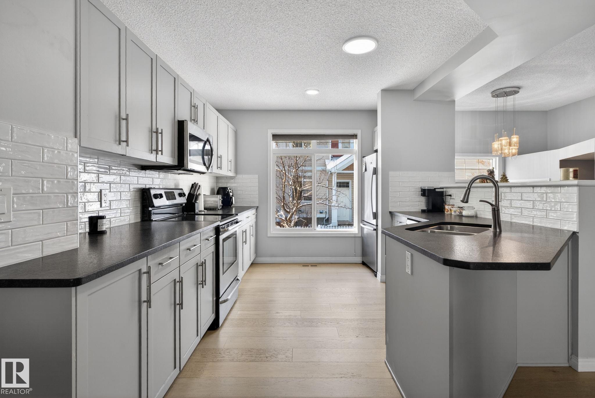 Picture for #60 1804 70 ST SW