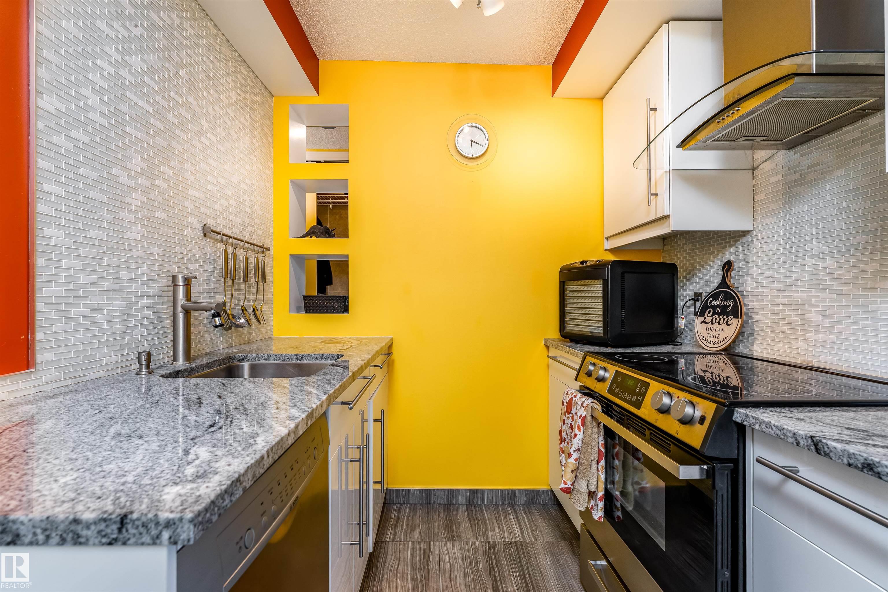 Photo 9 at 604 - 9028 Jasper Avenue NW, Boyle Street, Edmonton