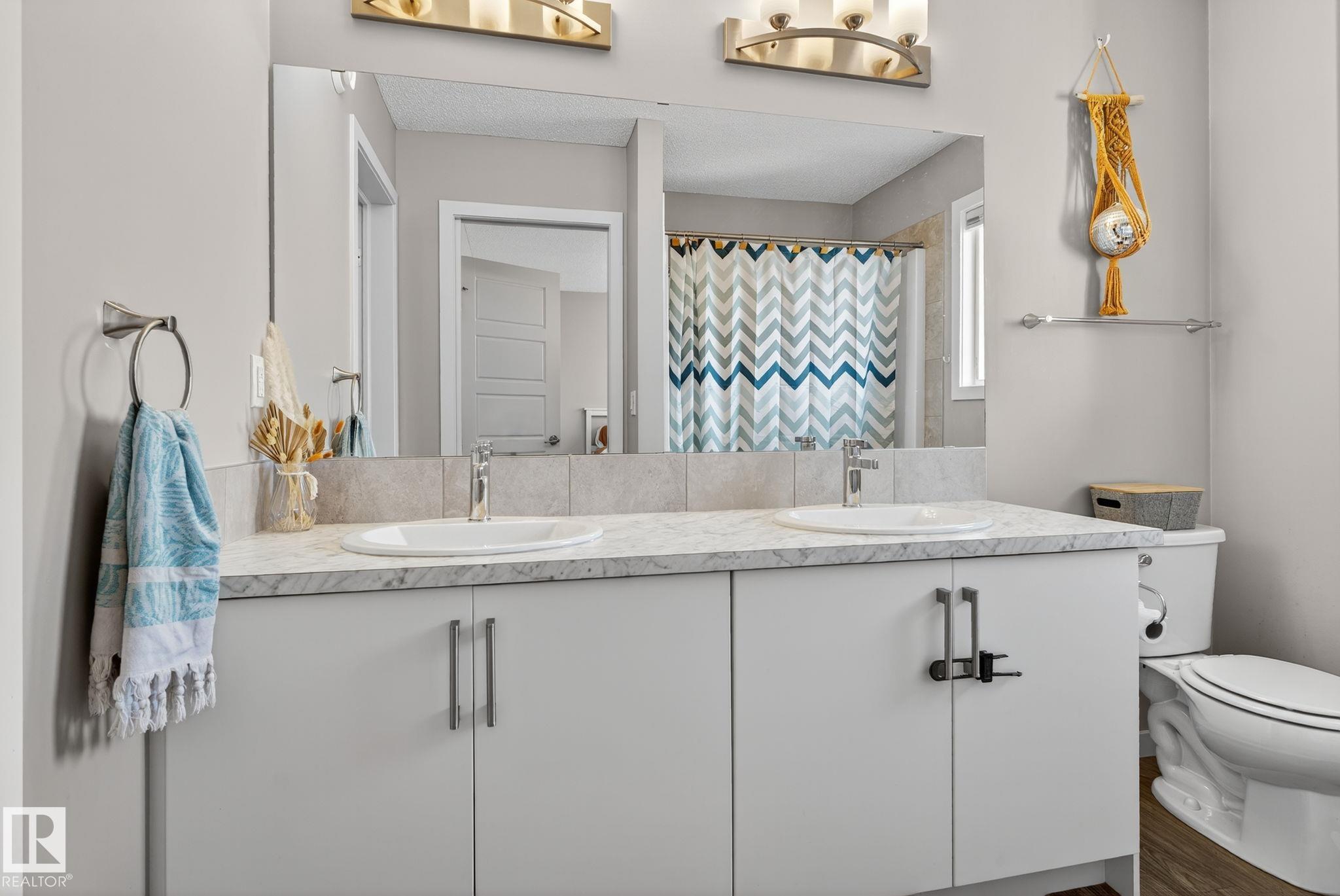 Photo 33 at 211 Sturtz Bend, Southfork, Leduc