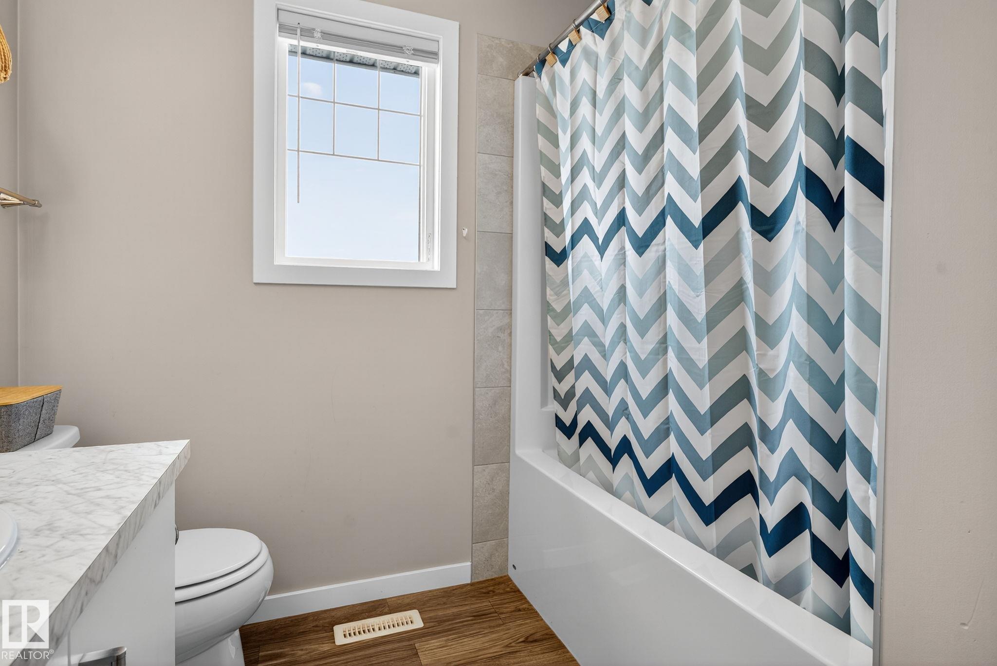 Photo 35 at 211 Sturtz Bend, Southfork, Leduc