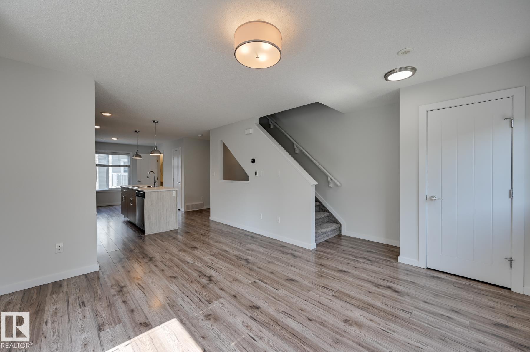 Photo 8 at 26 - 2215 24 Street NW, Laurel, Edmonton