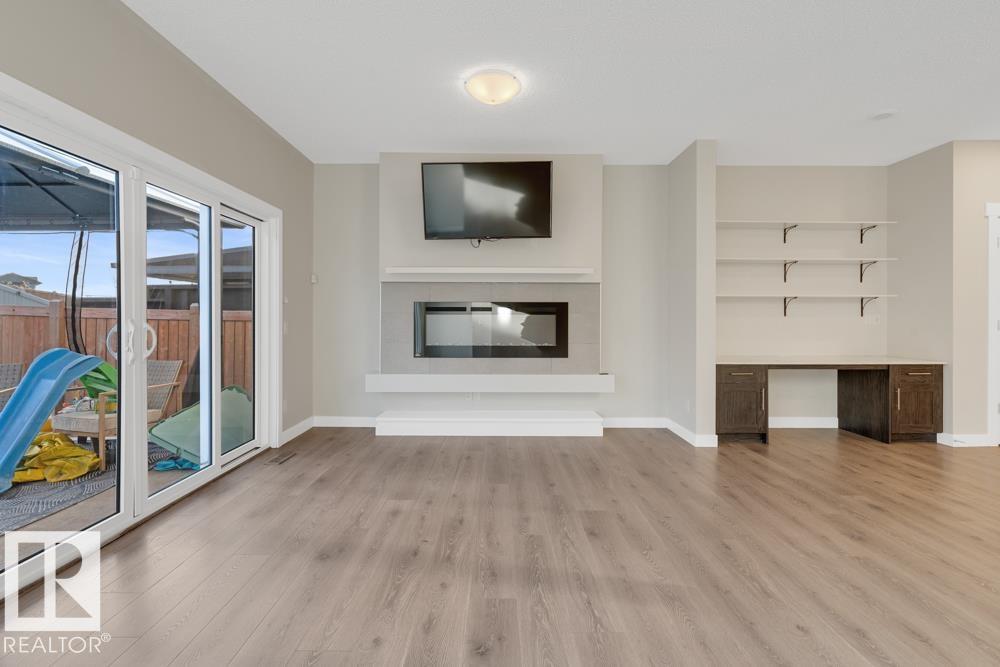 Photo 11 at 4250 Chichak Close SW, Chappelle Area, Edmonton