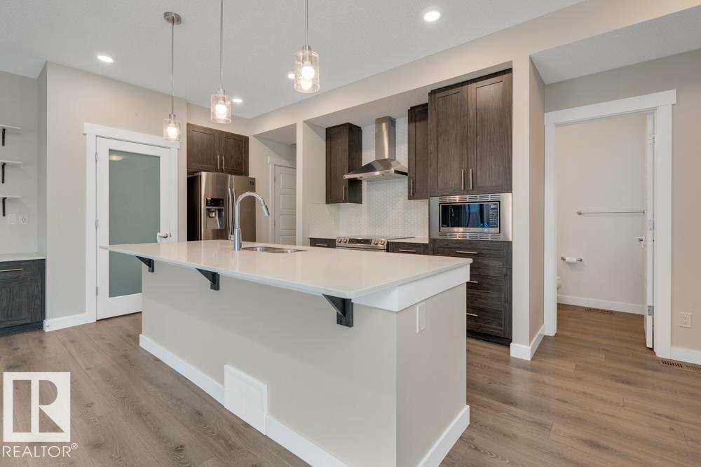 4250 Chichak Close SW, Chappelle Area, Edmonton