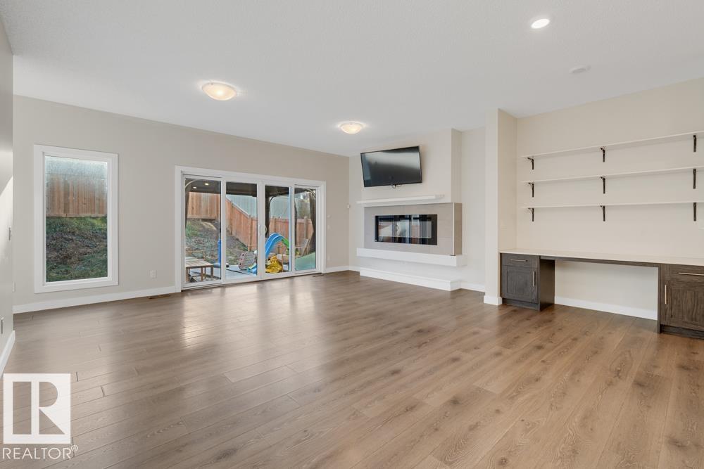 Photo 10 at 4250 Chichak Close SW, Chappelle Area, Edmonton