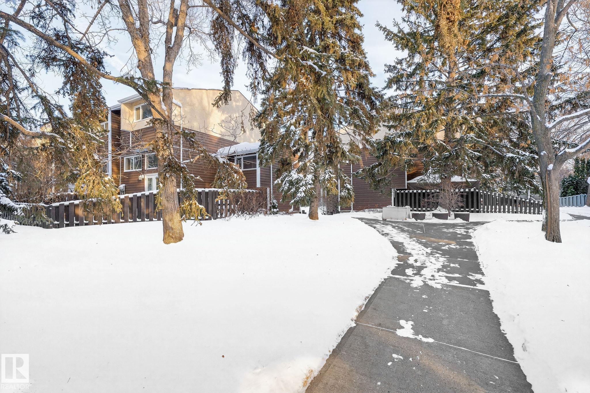 1037 Millbourne Rd E NW, Michaels Park, Edmonton