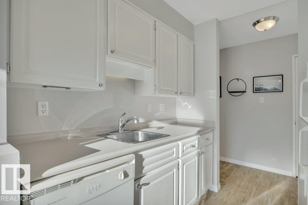 Photo 11 at 102 - 11455 41 Avenue NW, Royal Gardens, Edmonton