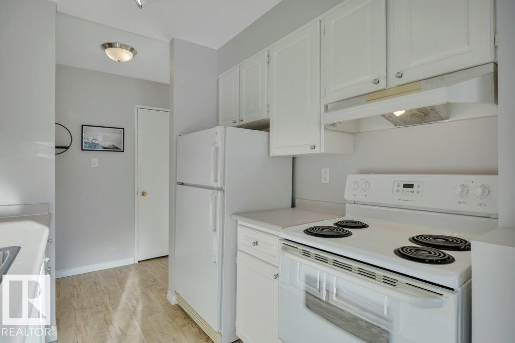 Photo 12 at 102 - 11455 41 Avenue NW, Royal Gardens, Edmonton