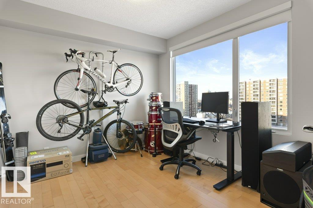 Photo 12 at 1104 - 10046 117 Street NW, Wîhkwêntôwin, Edmonton