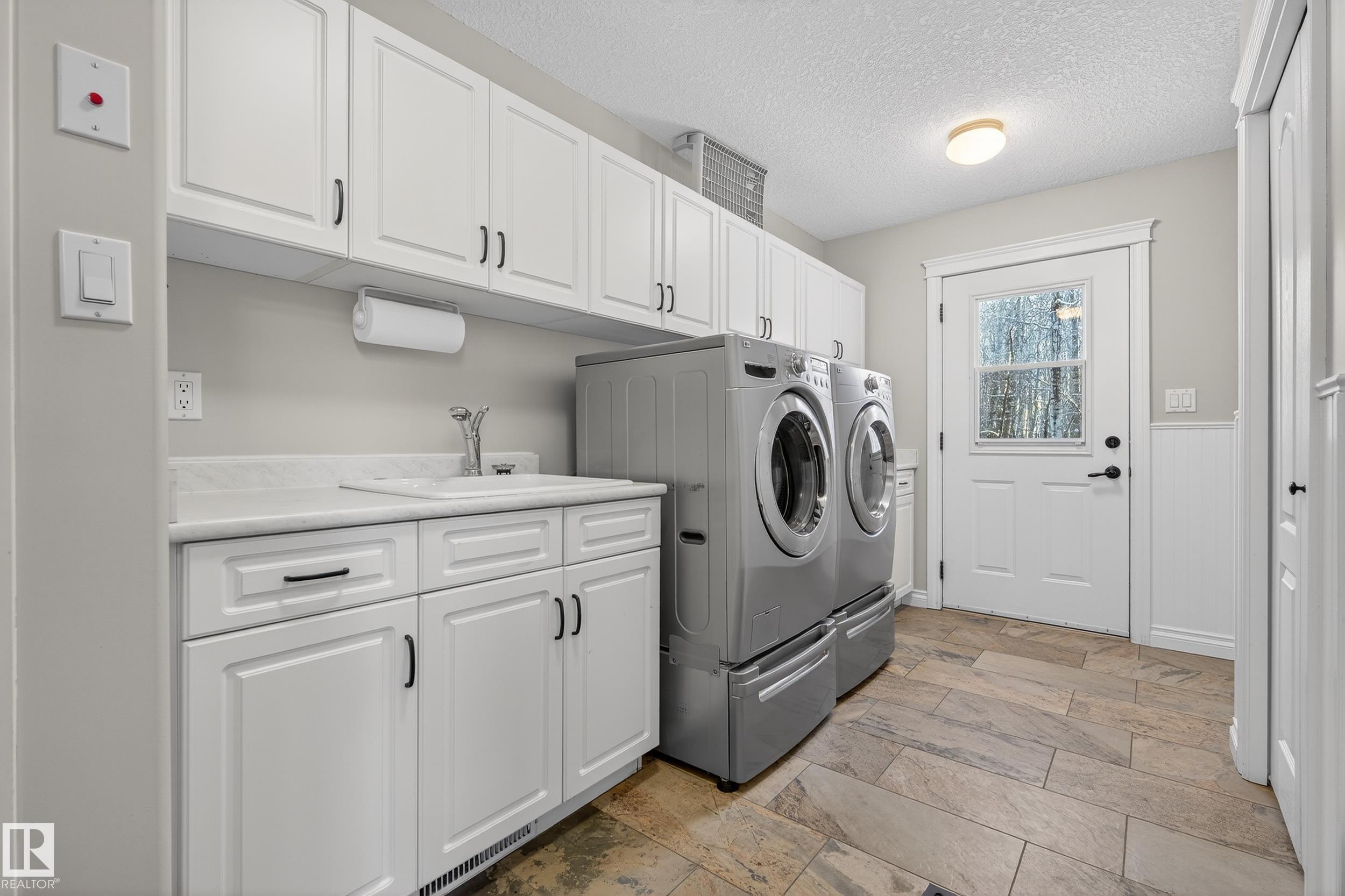 Photo 23 at 25 - 52245 Rge Road 225, Huntington Hills Estates, Rural Strathcona County