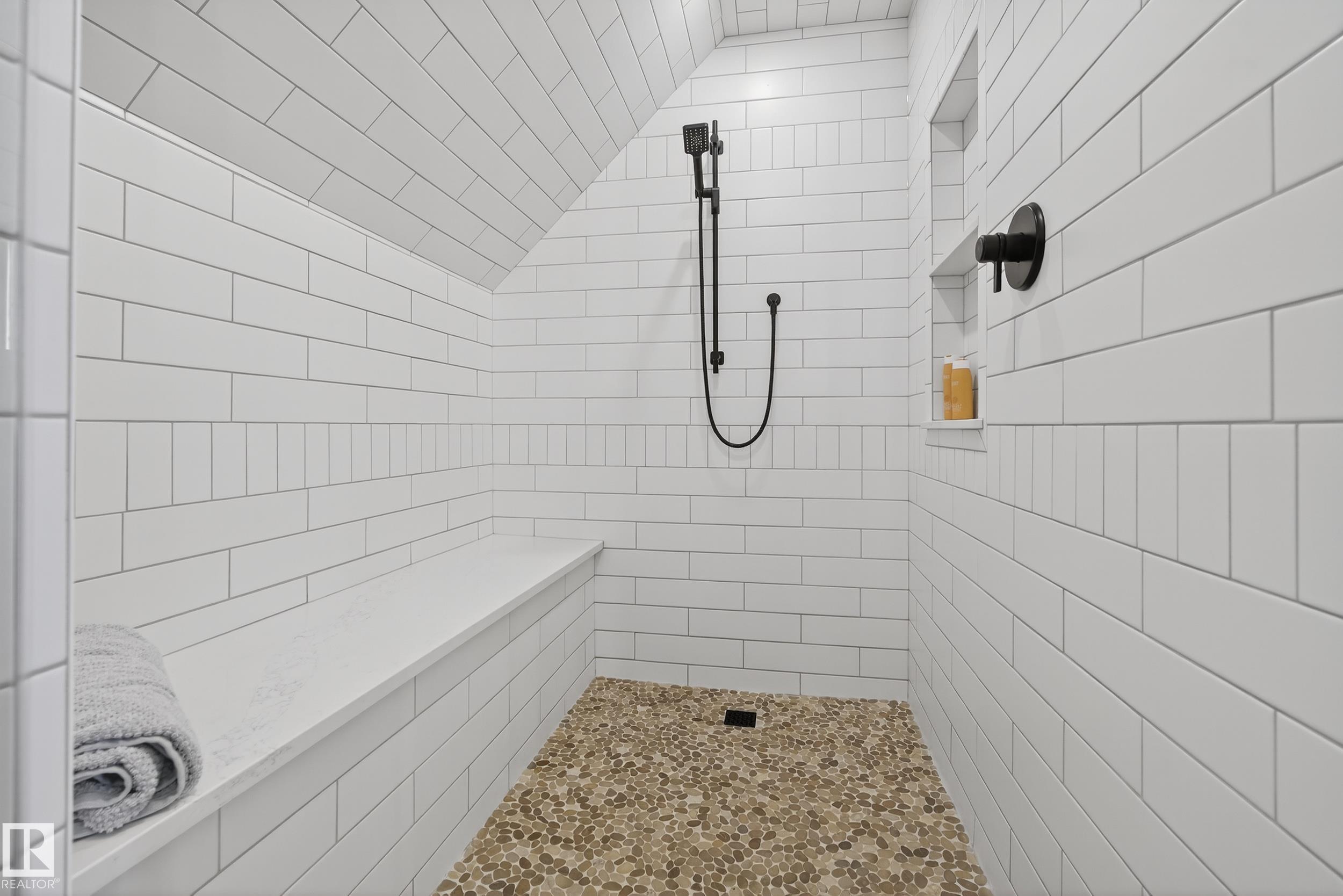 Photo 37 at 25 - 52245 Rge Road 225, Huntington Hills Estates, Rural Strathcona County