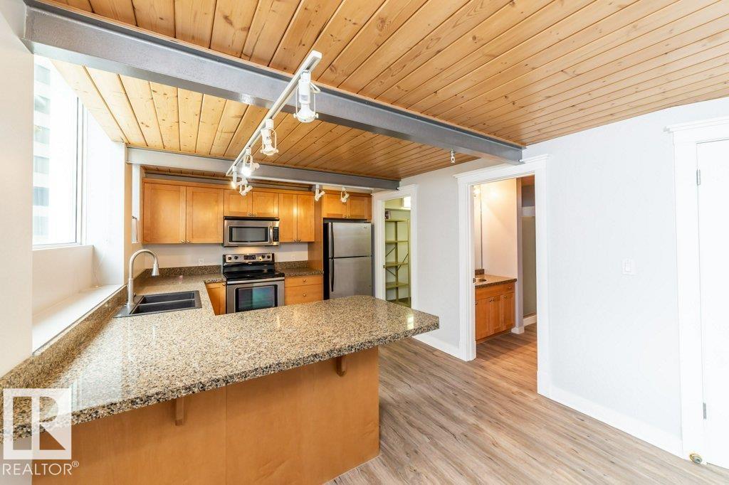 Photo 7 at 208 - 10009 102 Avenue NW, Downtown, Edmonton