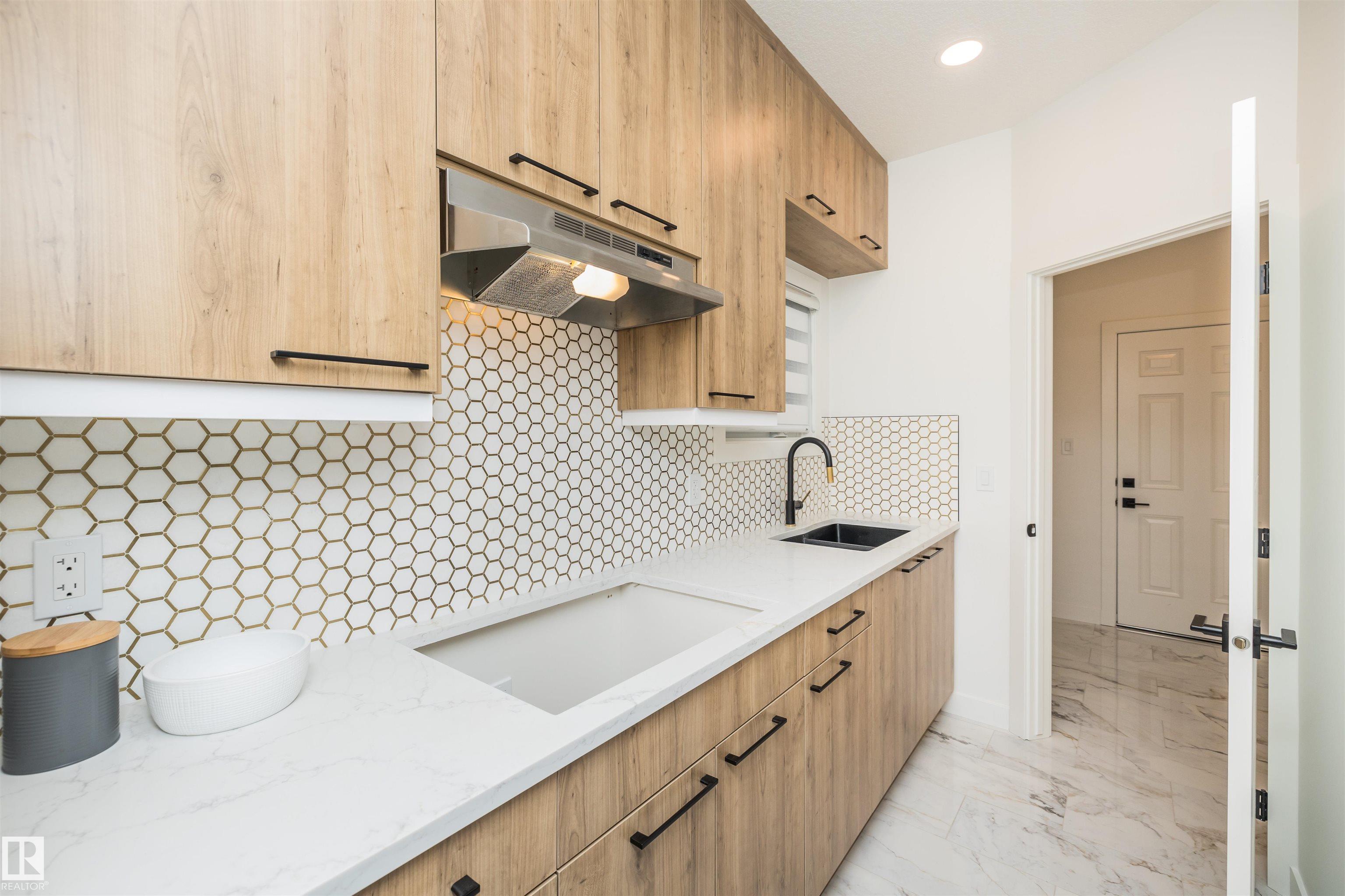 Photo 23 at 5204 Kimball Crescent SW, Keswick, Edmonton