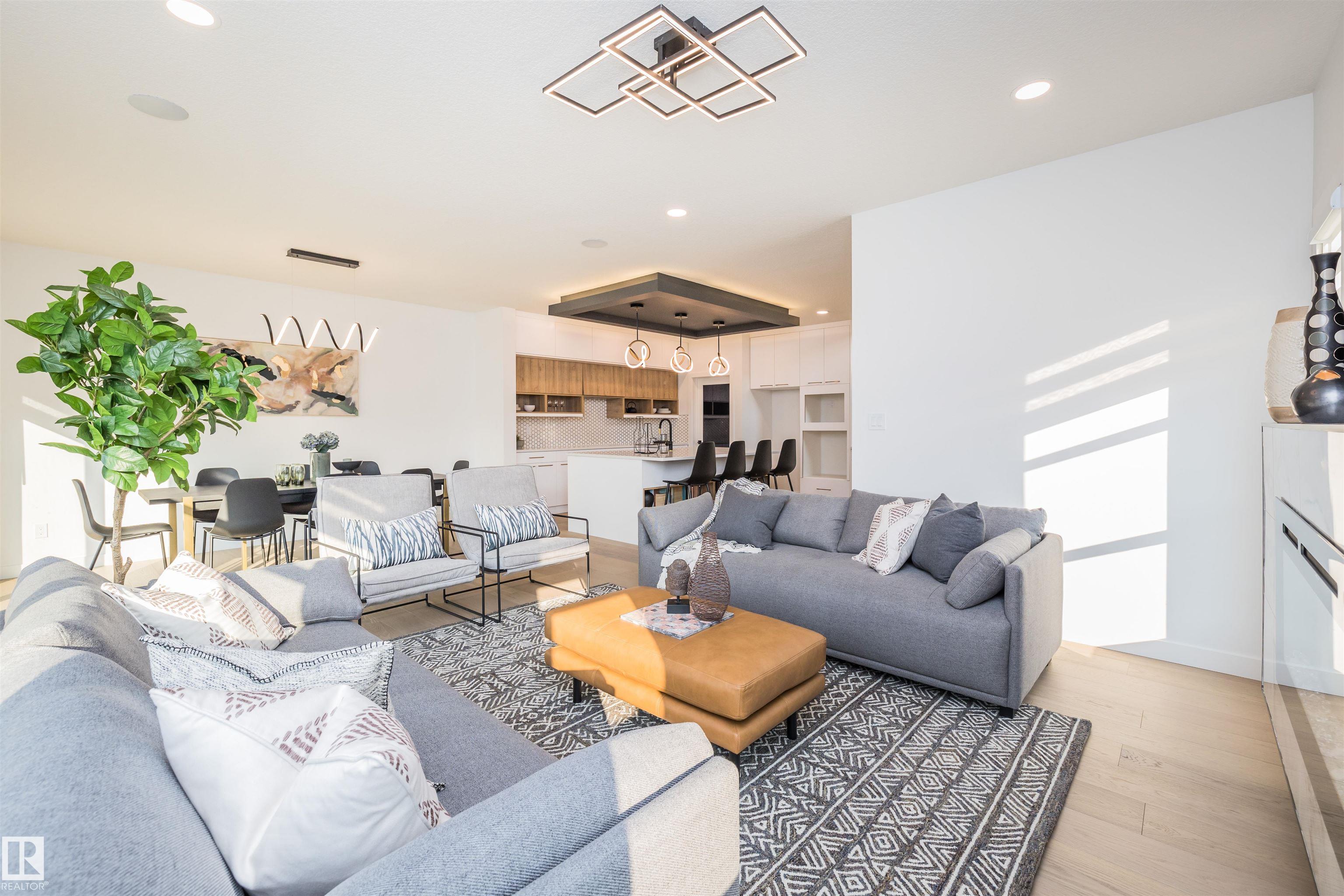 Photo 33 at 5204 Kimball Crescent SW, Keswick, Edmonton