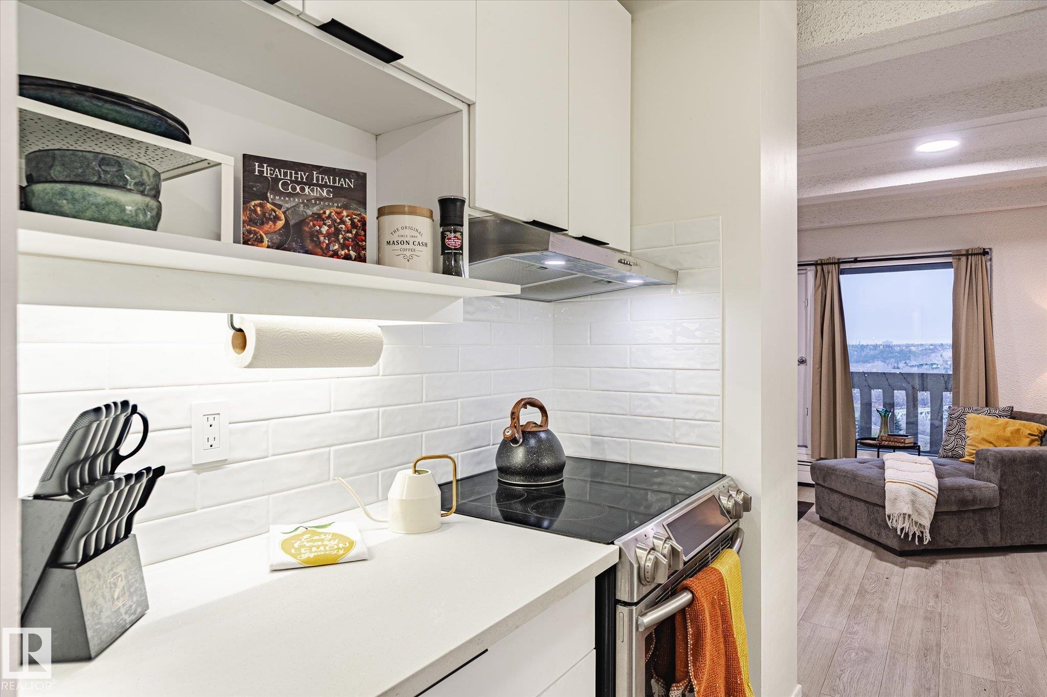 Photo 13 at 1412 - 9918 101 Street NW, Downtown, Edmonton