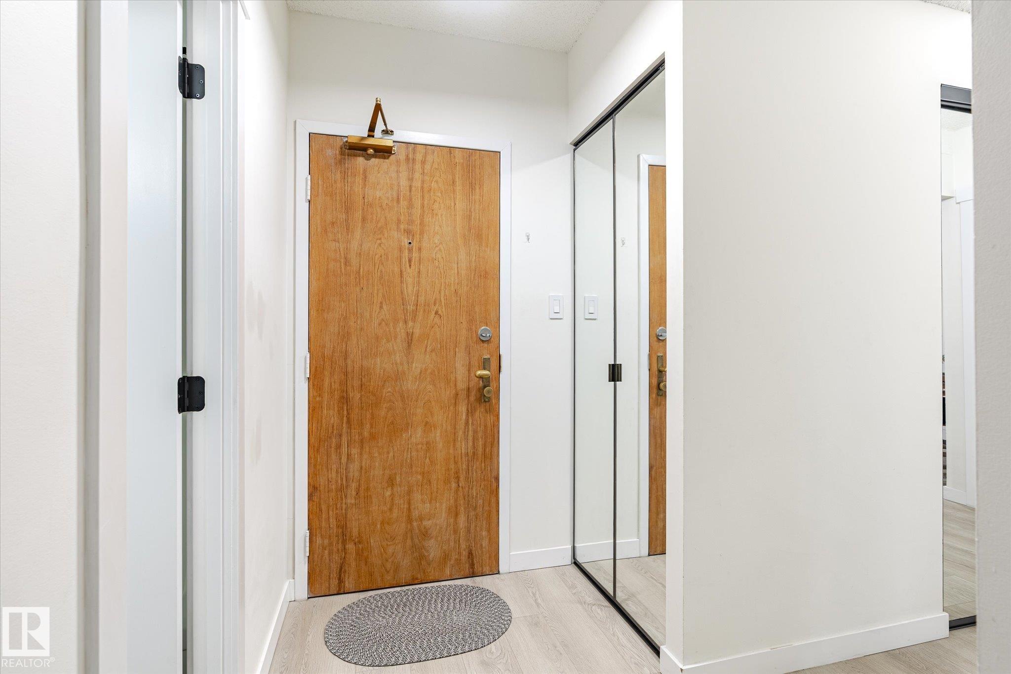 Photo 20 at 1412 - 9918 101 Street NW, Downtown, Edmonton