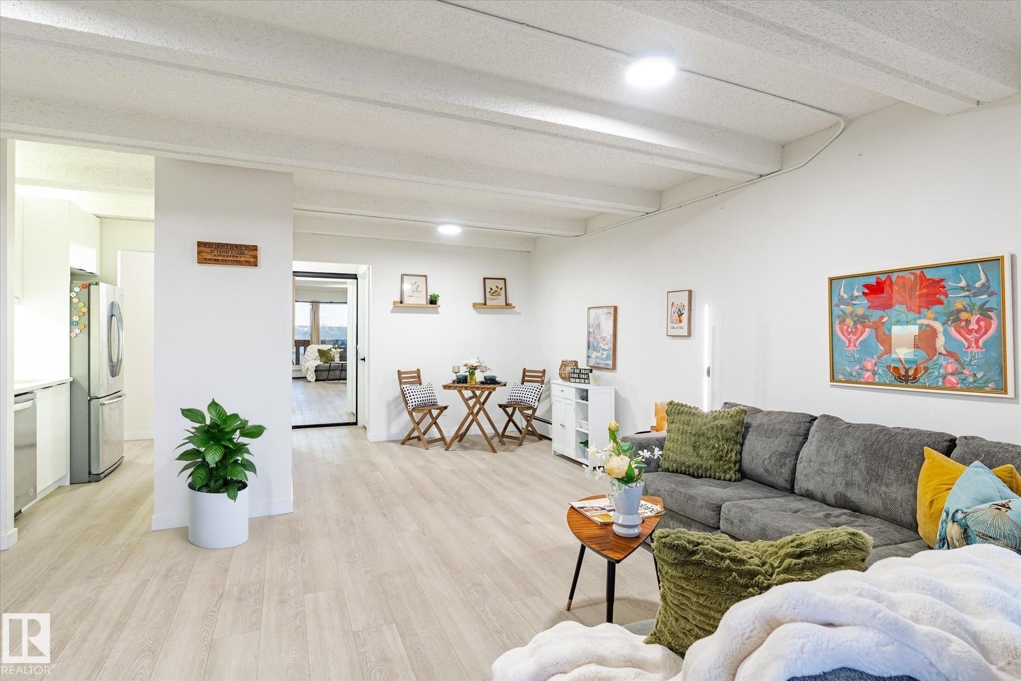 Photo 7 at 1412 - 9918 101 Street NW, Downtown, Edmonton