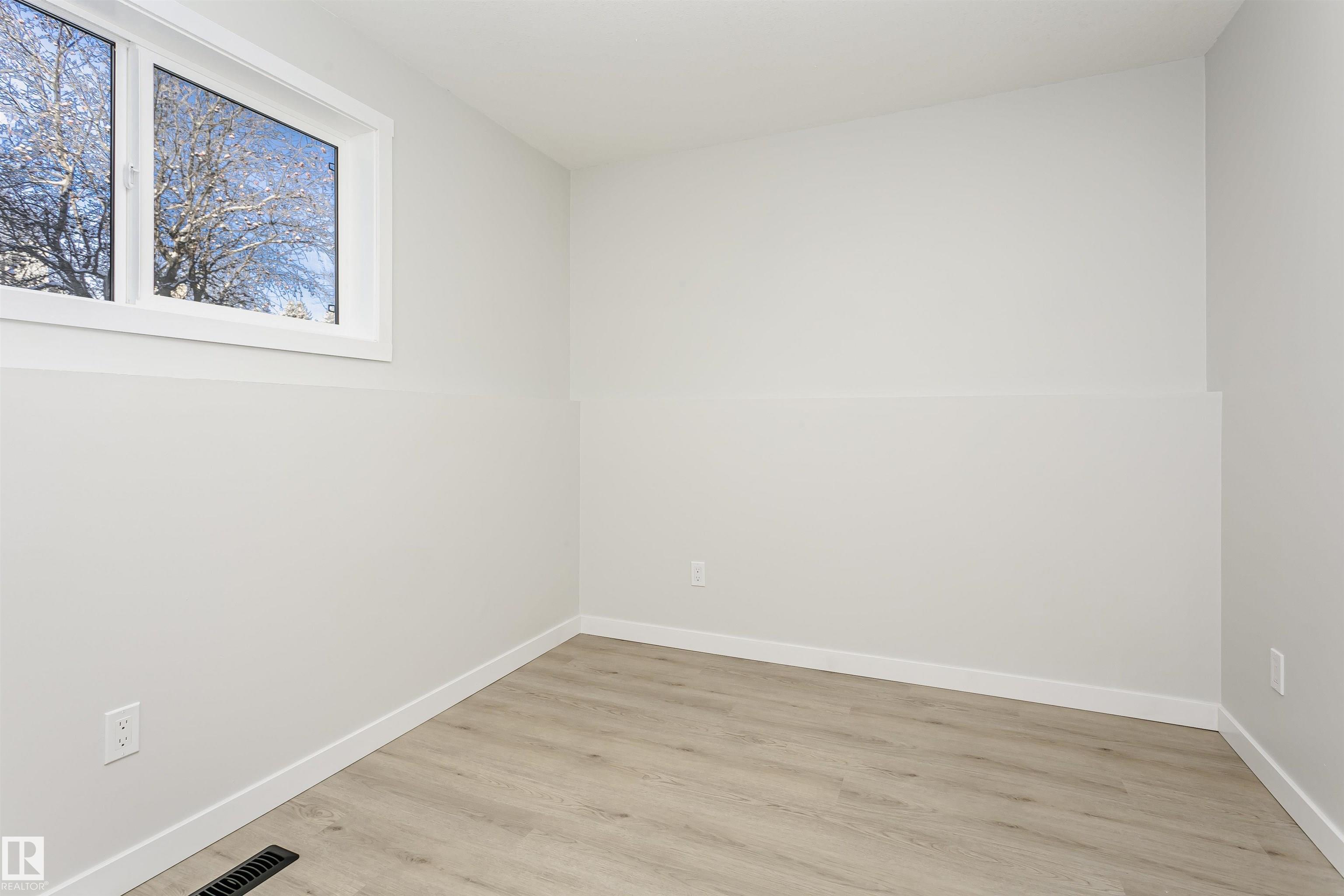 Photo 32 at 76 Dayton Crescent, Deer Ridge, St. Albert