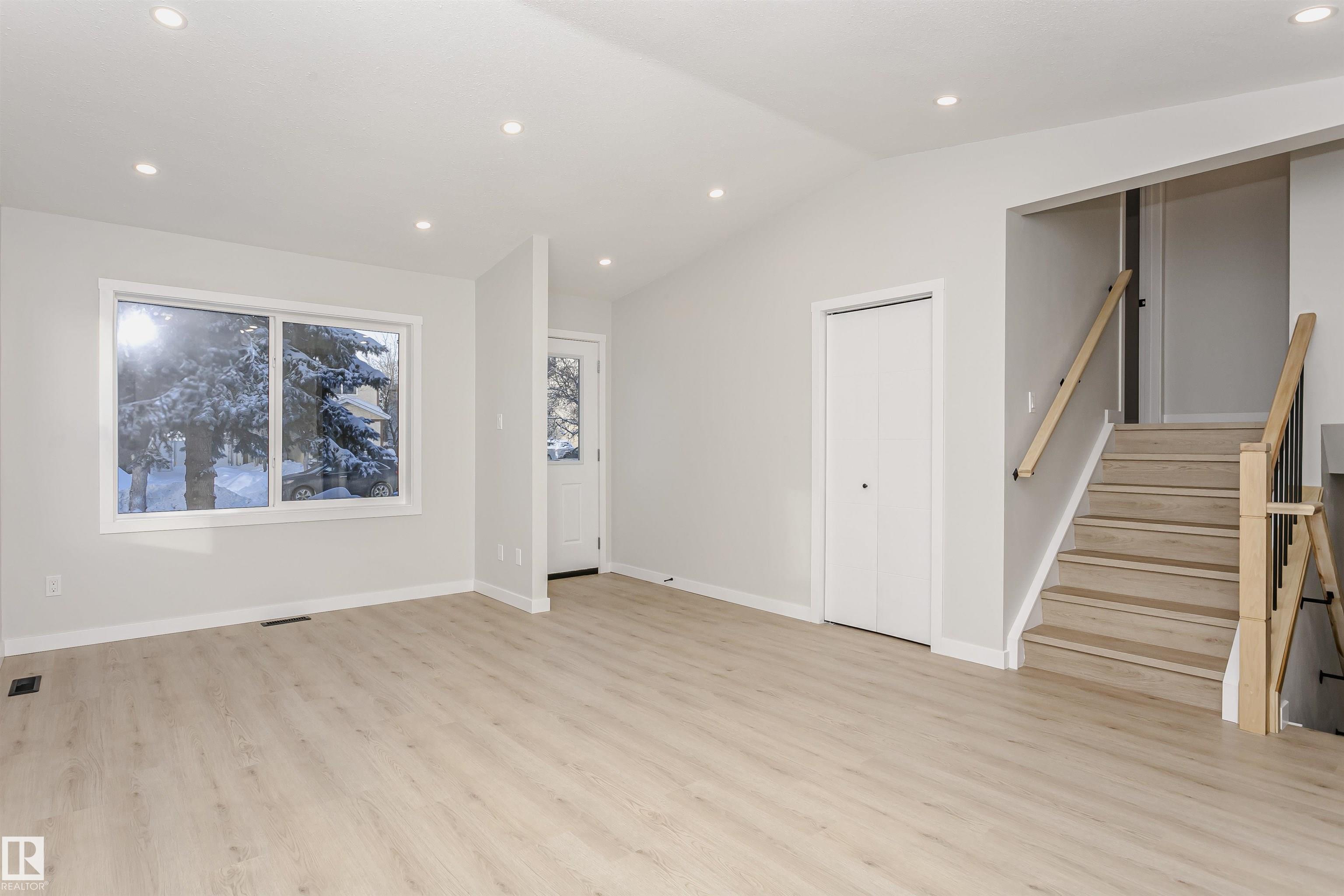 Photo 6 at 76 Dayton Crescent, Deer Ridge, St. Albert