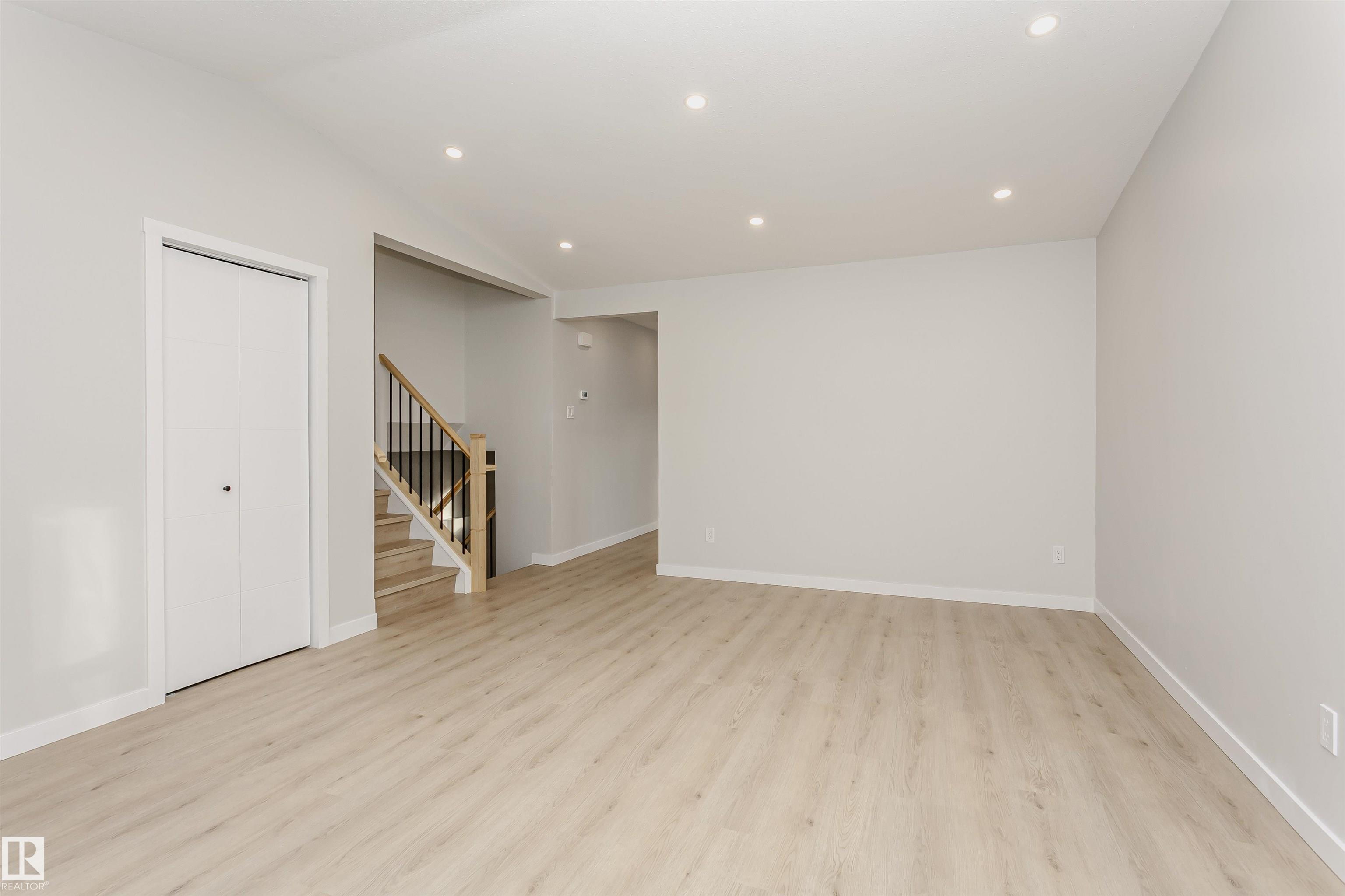 Photo 9 at 76 Dayton Crescent, Deer Ridge, St. Albert