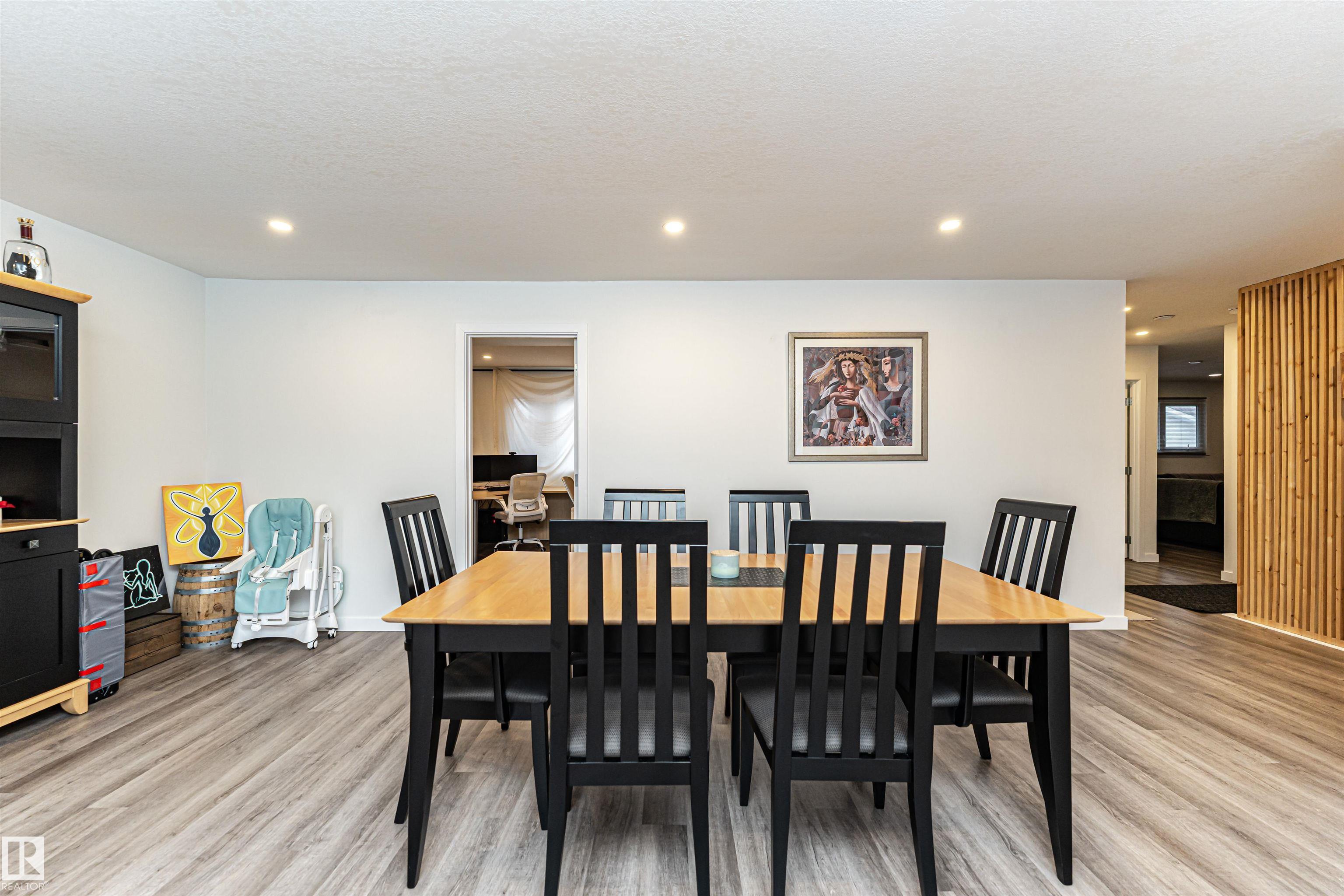 Photo 11 at 17716 84 Avenue NW, Thorncliffe, Edmonton