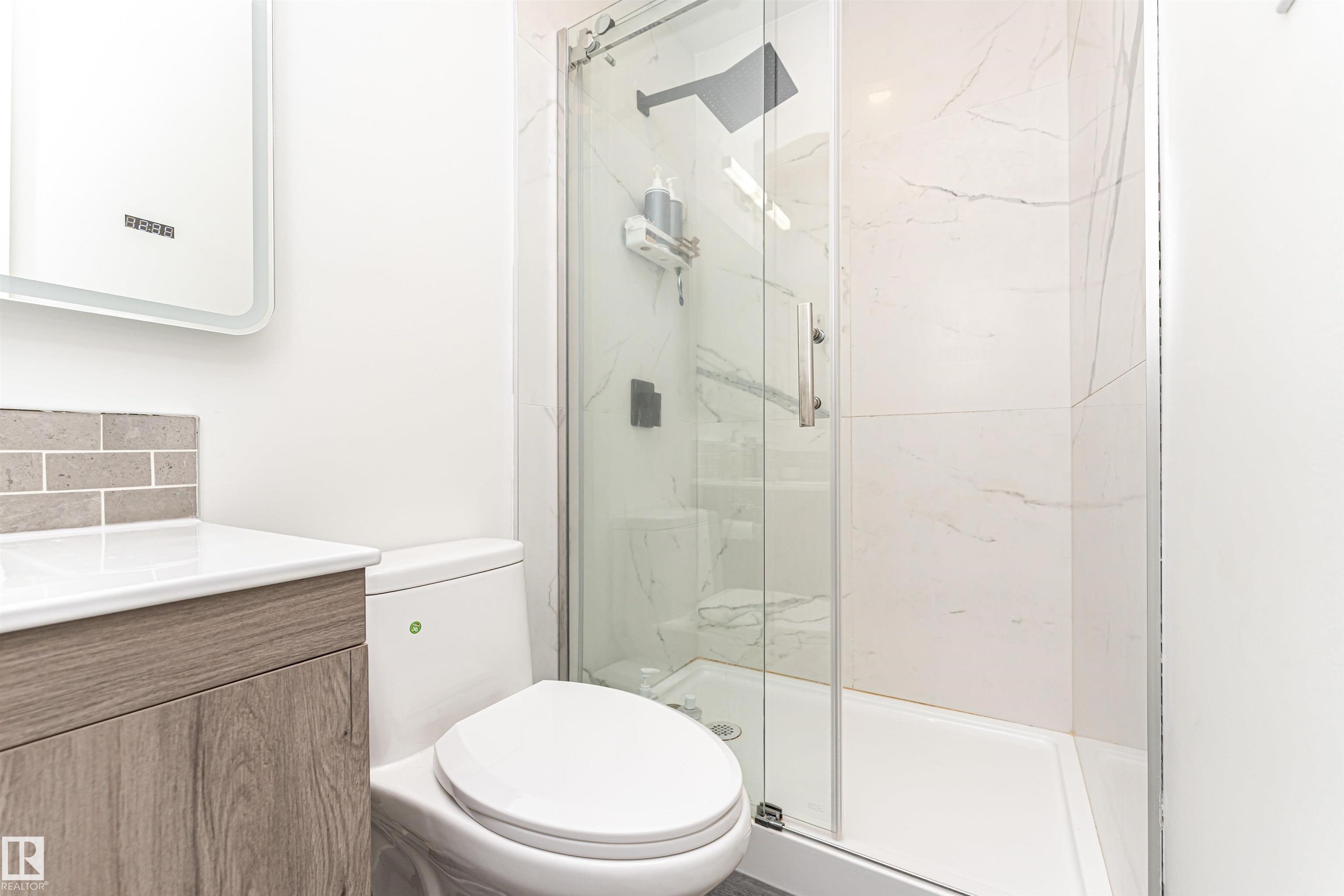 Photo 24 at 17716 84 Avenue NW, Thorncliffe, Edmonton