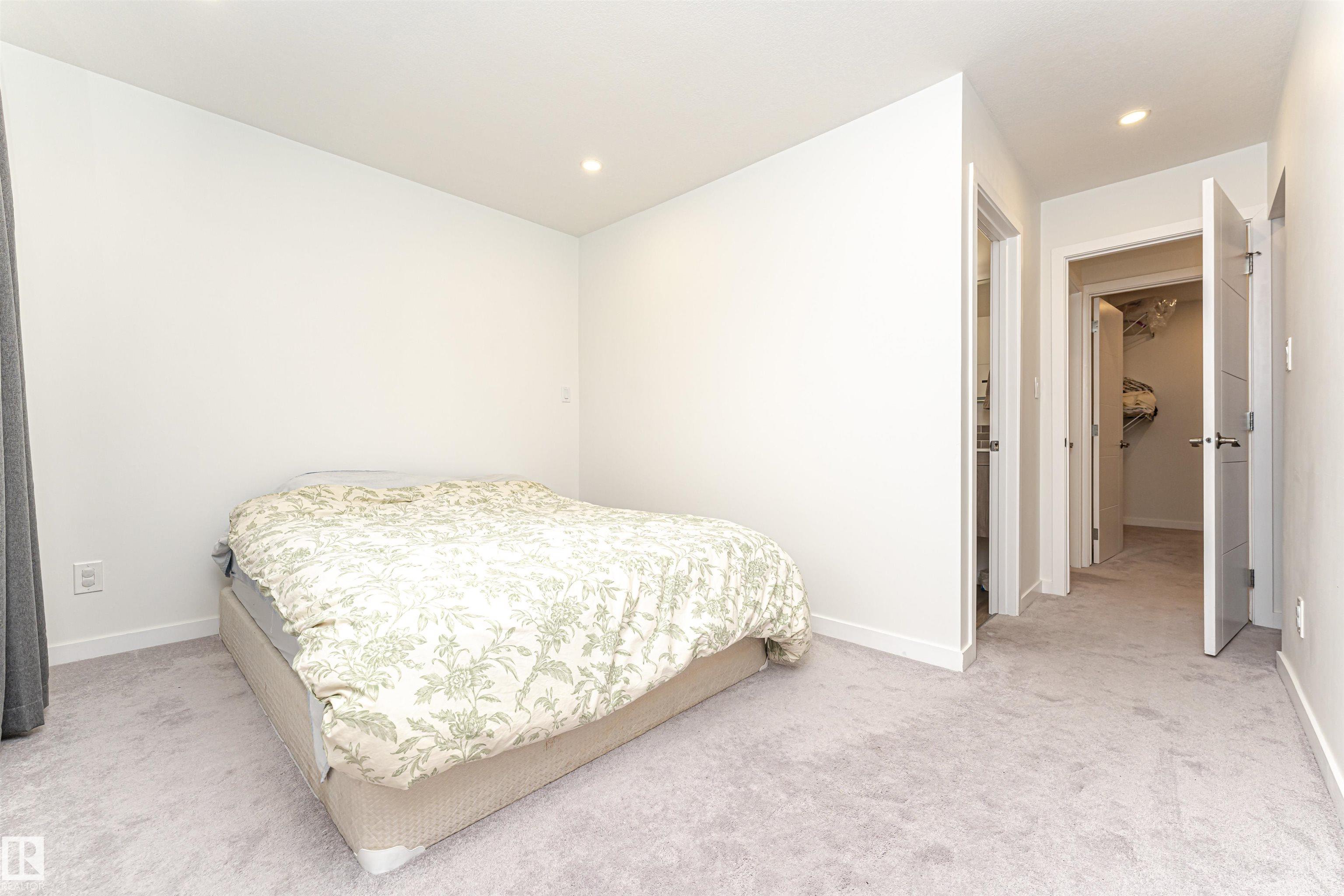 Photo 33 at 17716 84 Avenue NW, Thorncliffe, Edmonton