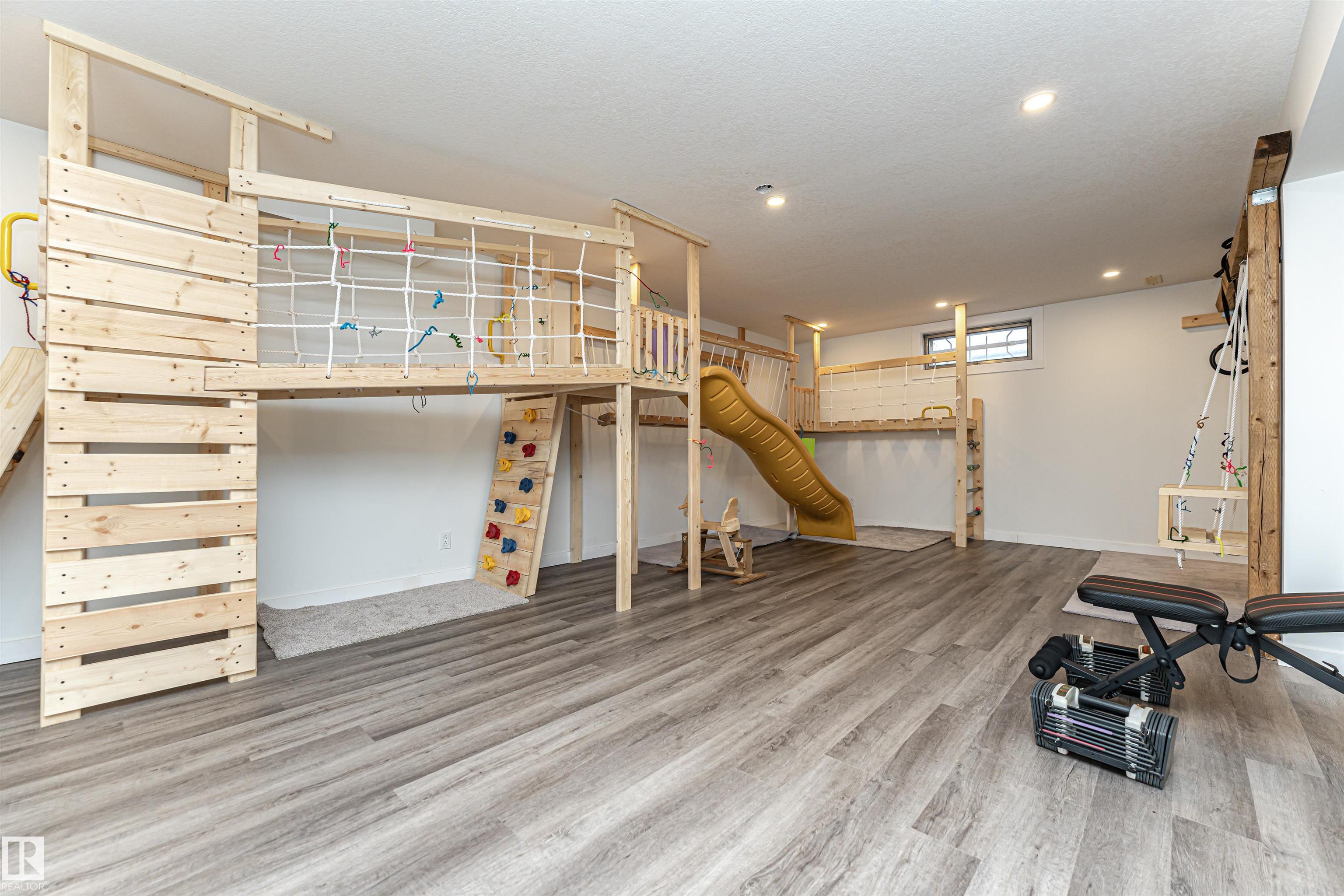 Photo 39 at 17716 84 Avenue NW, Thorncliffe, Edmonton