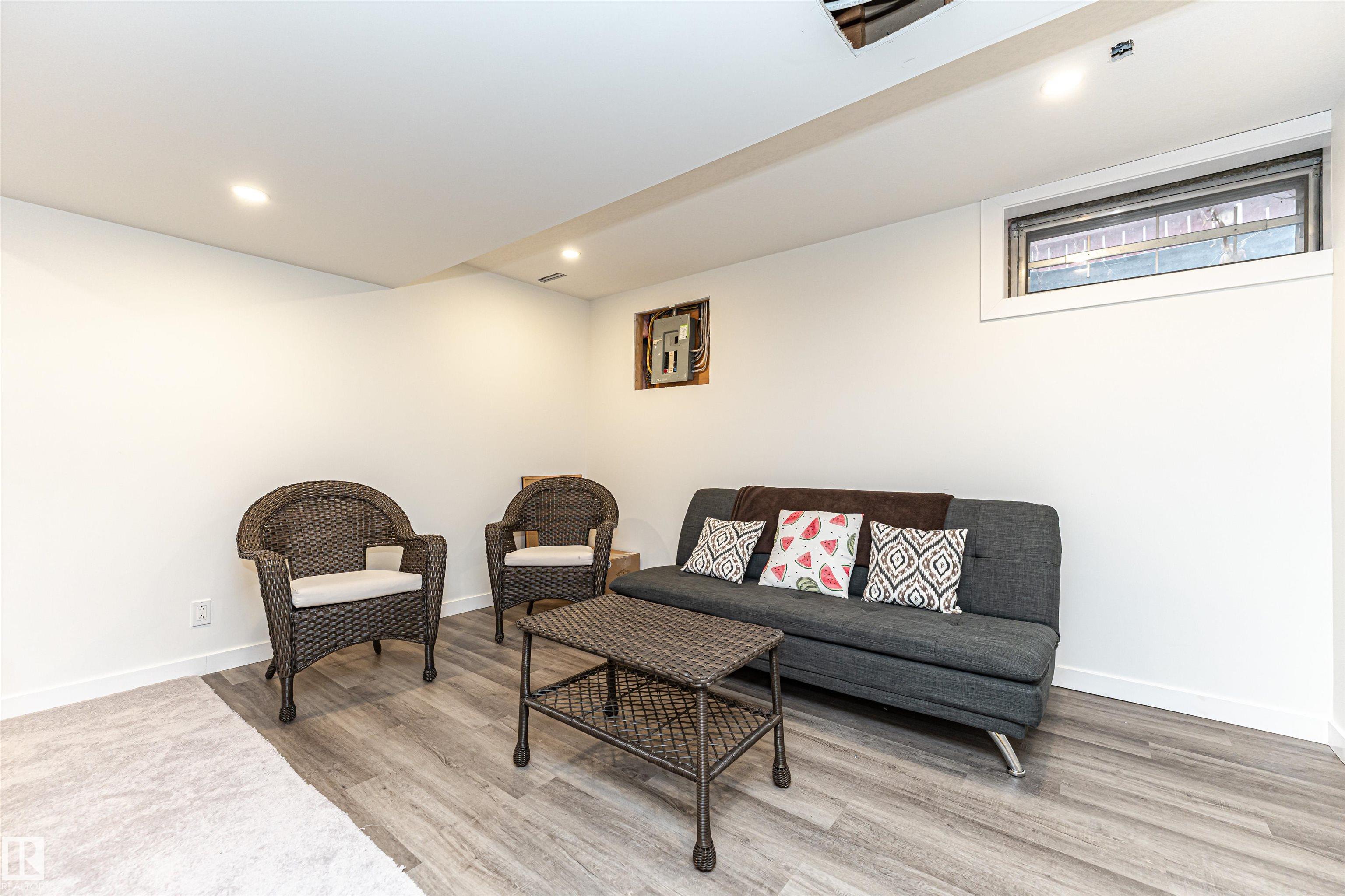 Photo 42 at 17716 84 Avenue NW, Thorncliffe, Edmonton