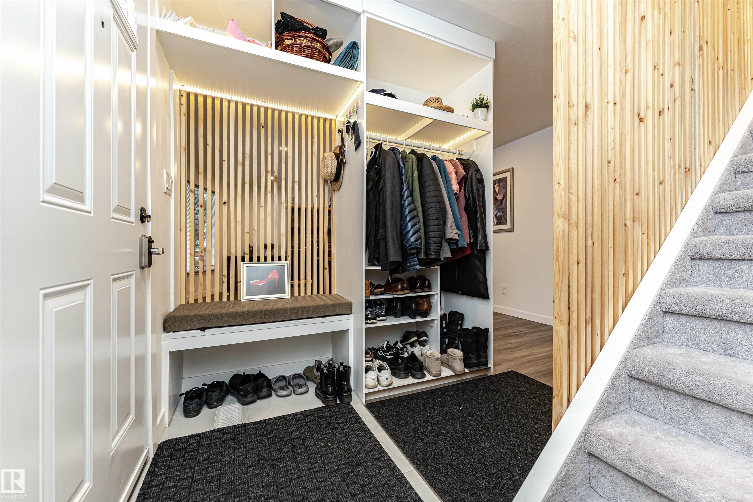 Photo 6 at 17716 84 Avenue NW, Thorncliffe, Edmonton