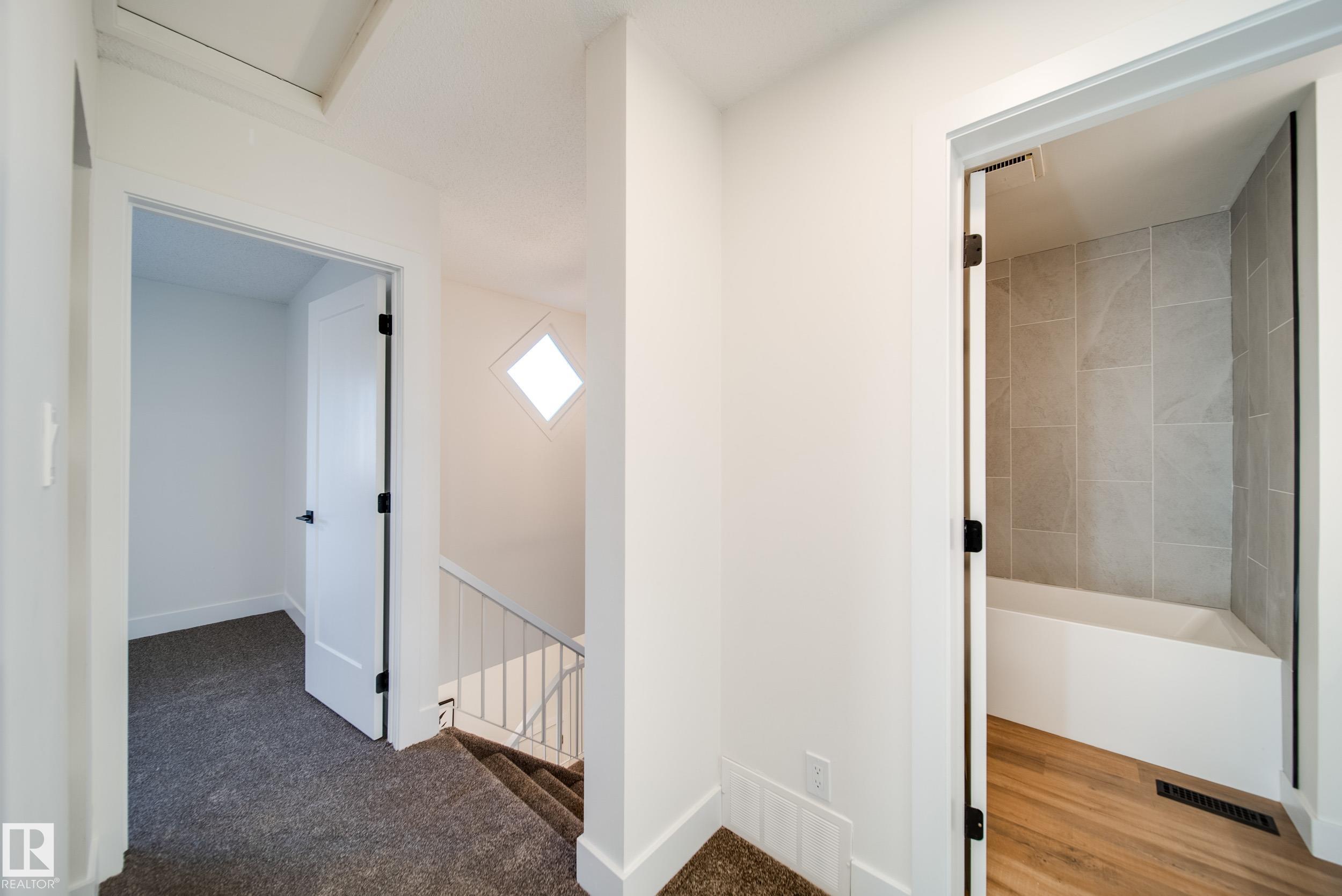 Photo 25 at 5394 38a Avenue NW, Greenview, Edmonton