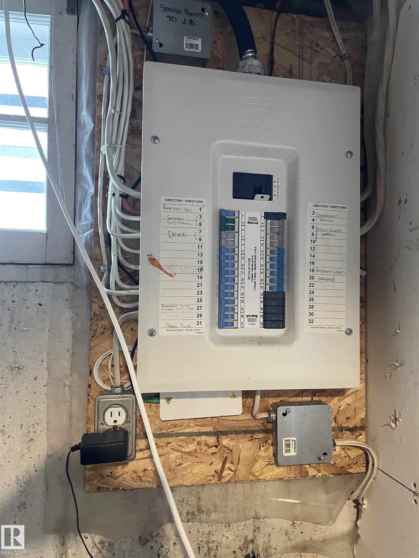 9222 156 Street NW, Meadowlark Park, Edmonton