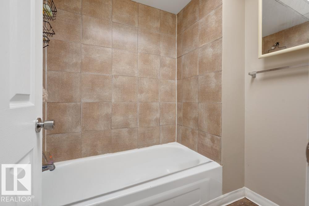 Photo 21 at 8705-8707 122 Avenue NW, Eastwood, Edmonton