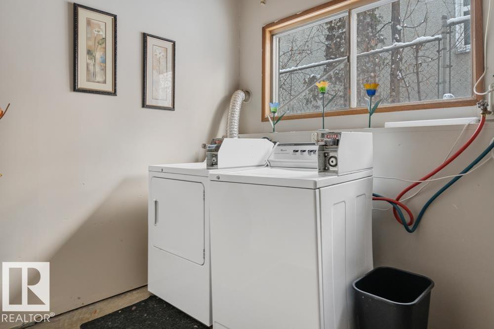 Photo 23 at 8705-8707 122 Avenue NW, Eastwood, Edmonton