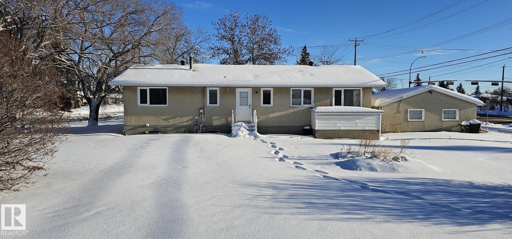 10712 159 Street NW, Mayfield, Edmonton