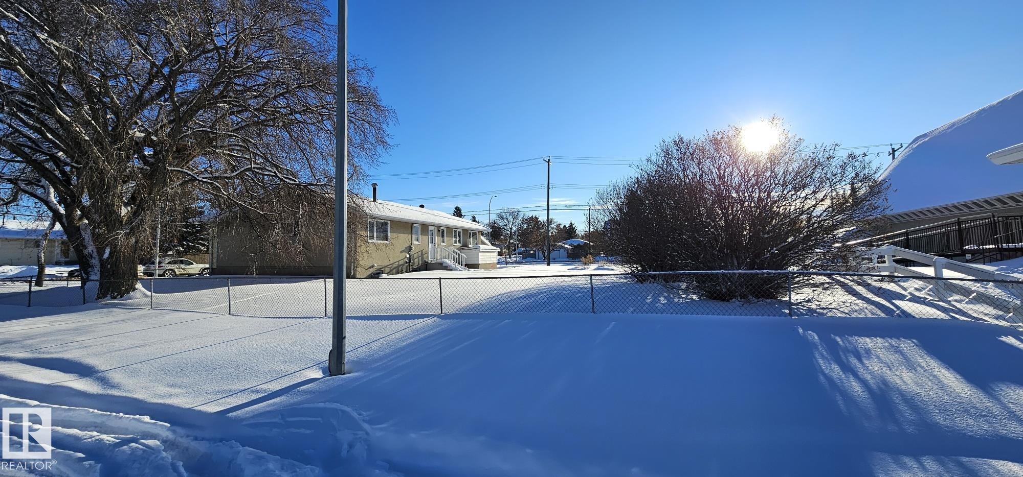 Photo 35 at 10712 159 Street NW, Mayfield, Edmonton