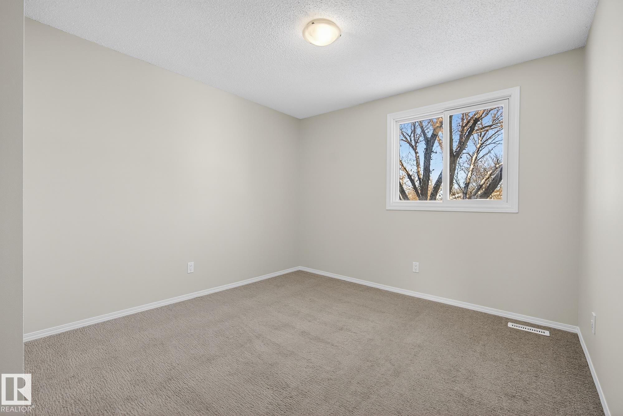Photo 24 at 3205 142 Avenue NW, Hairsine, Edmonton
