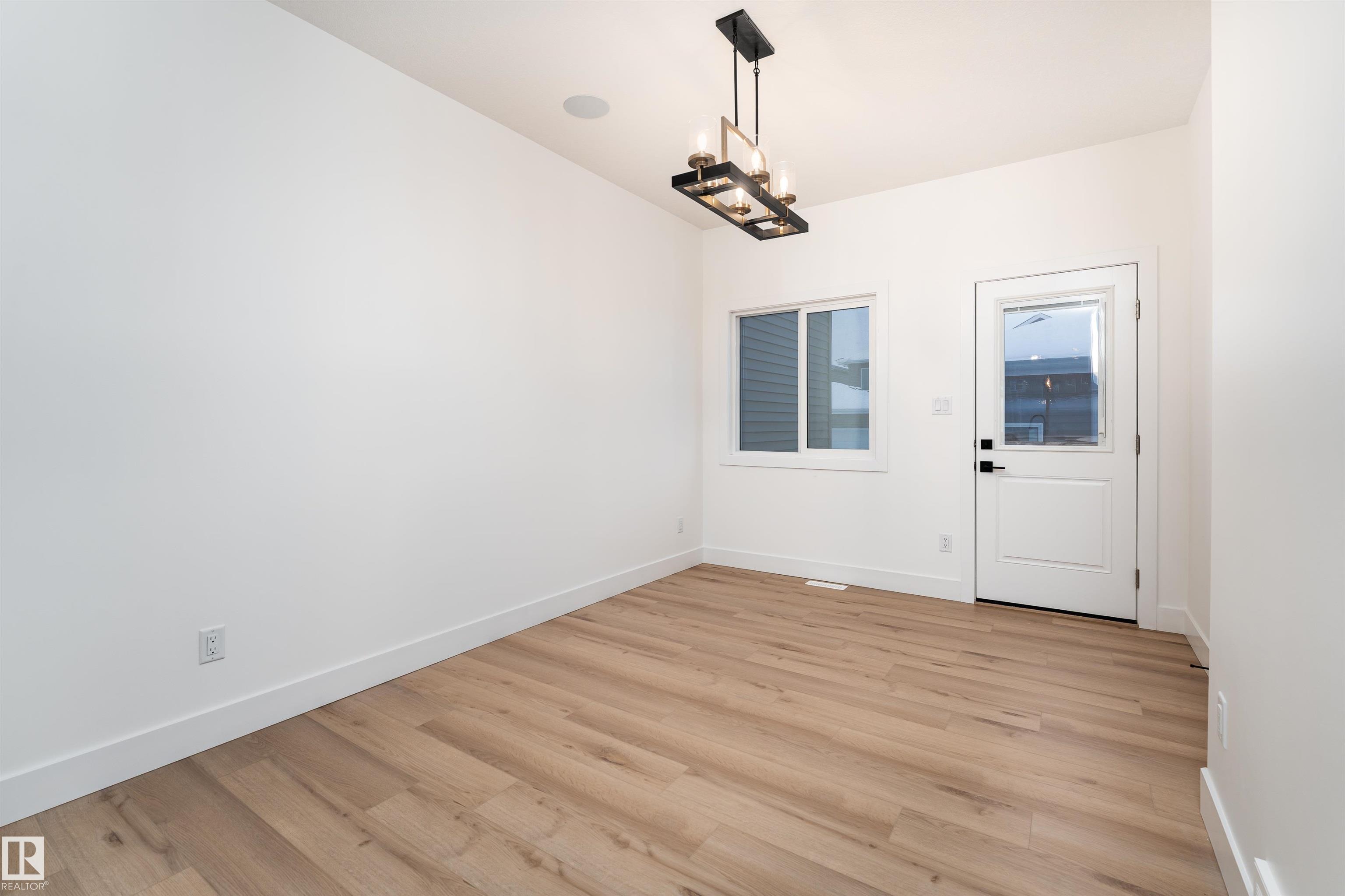 3111 Magpie Way NW, Starling, Edmonton