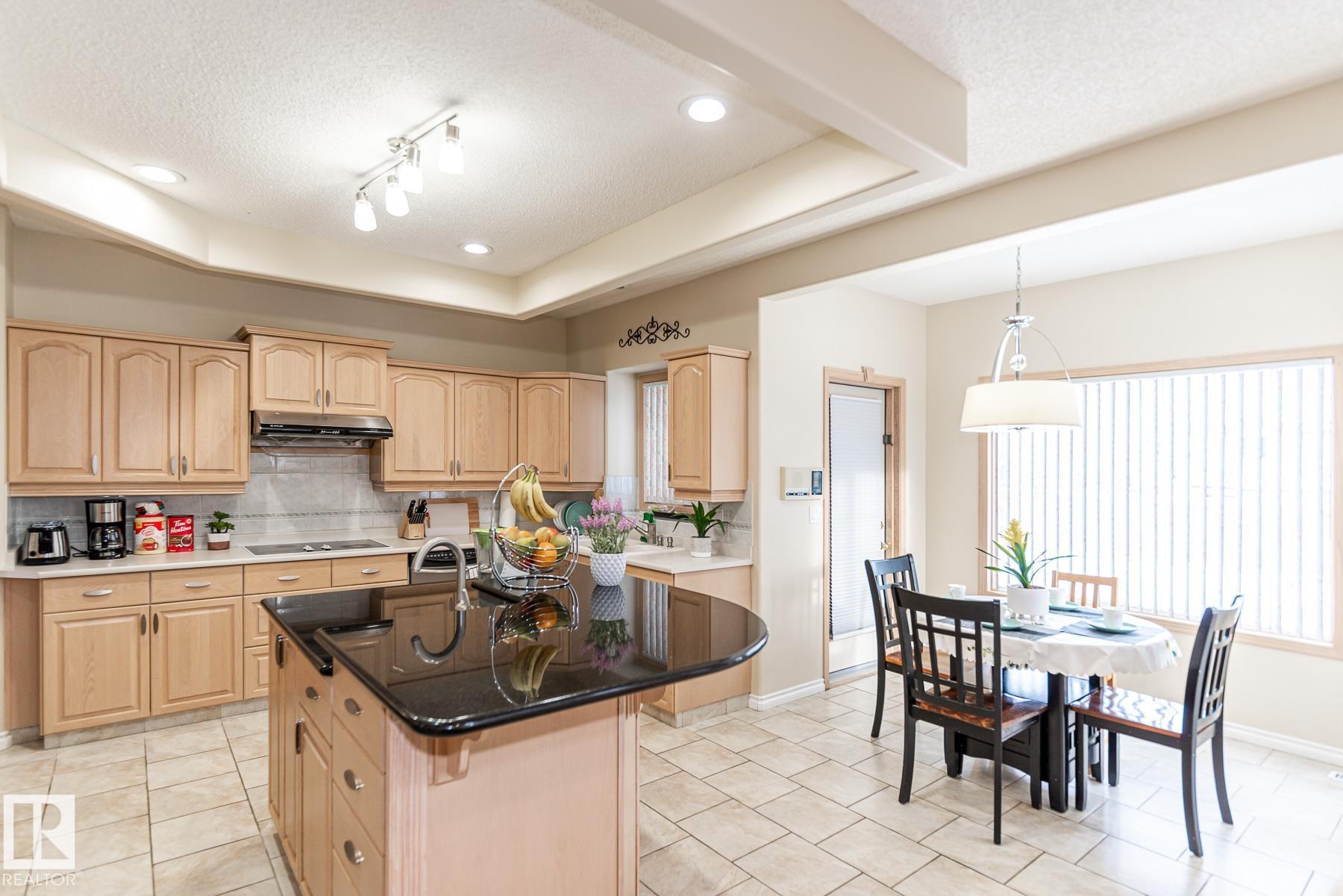 Photo 12 at 1135 116 Street NW, Twin Brooks, Edmonton