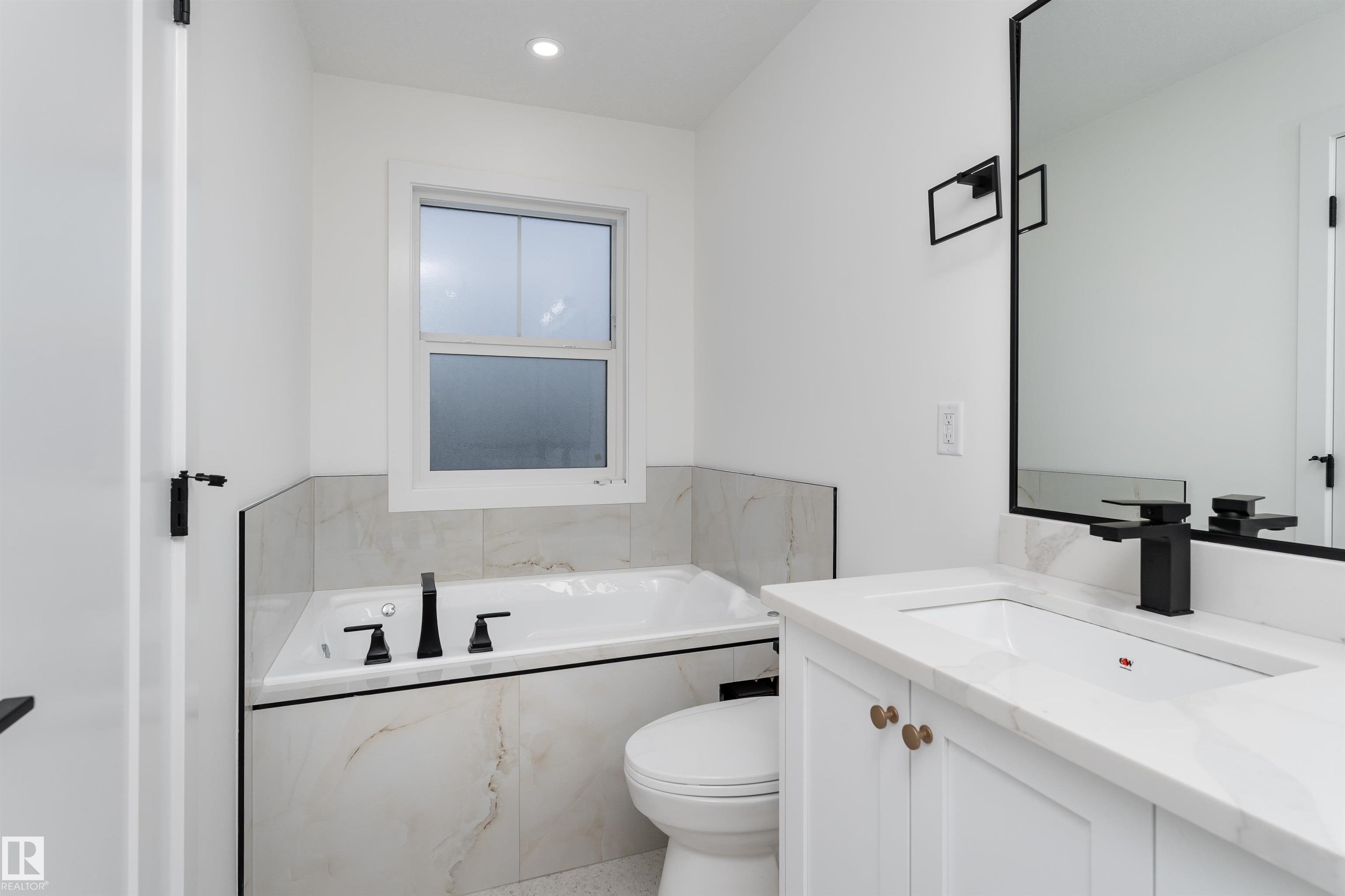 Photo 23 at 3109 Magpie Way NW, Starling, Edmonton