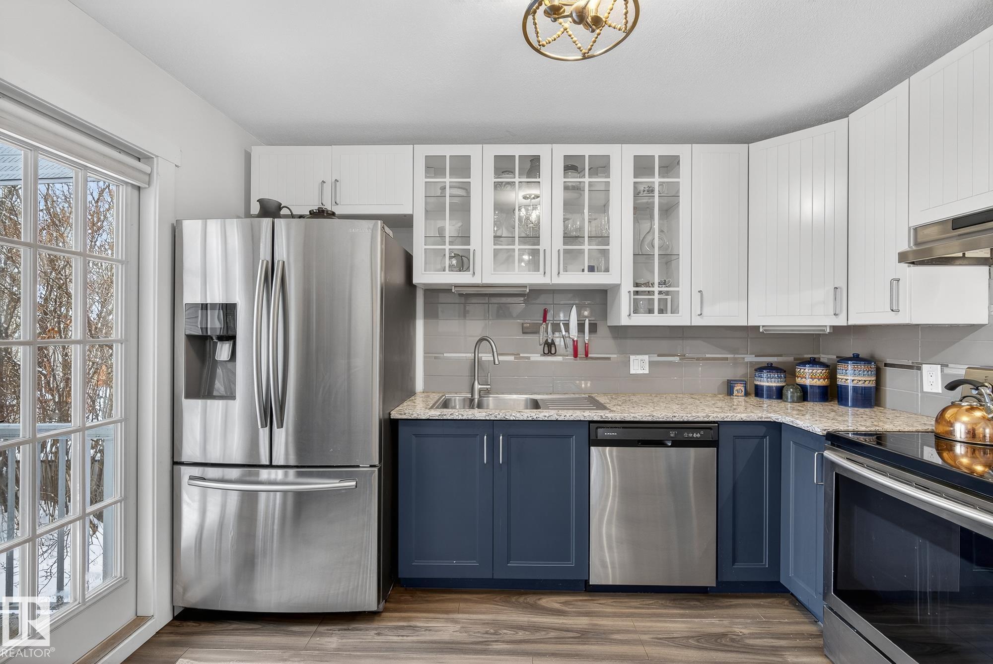 Photo 13 at 9022 92 Street NW, Bonnie Doon, Edmonton