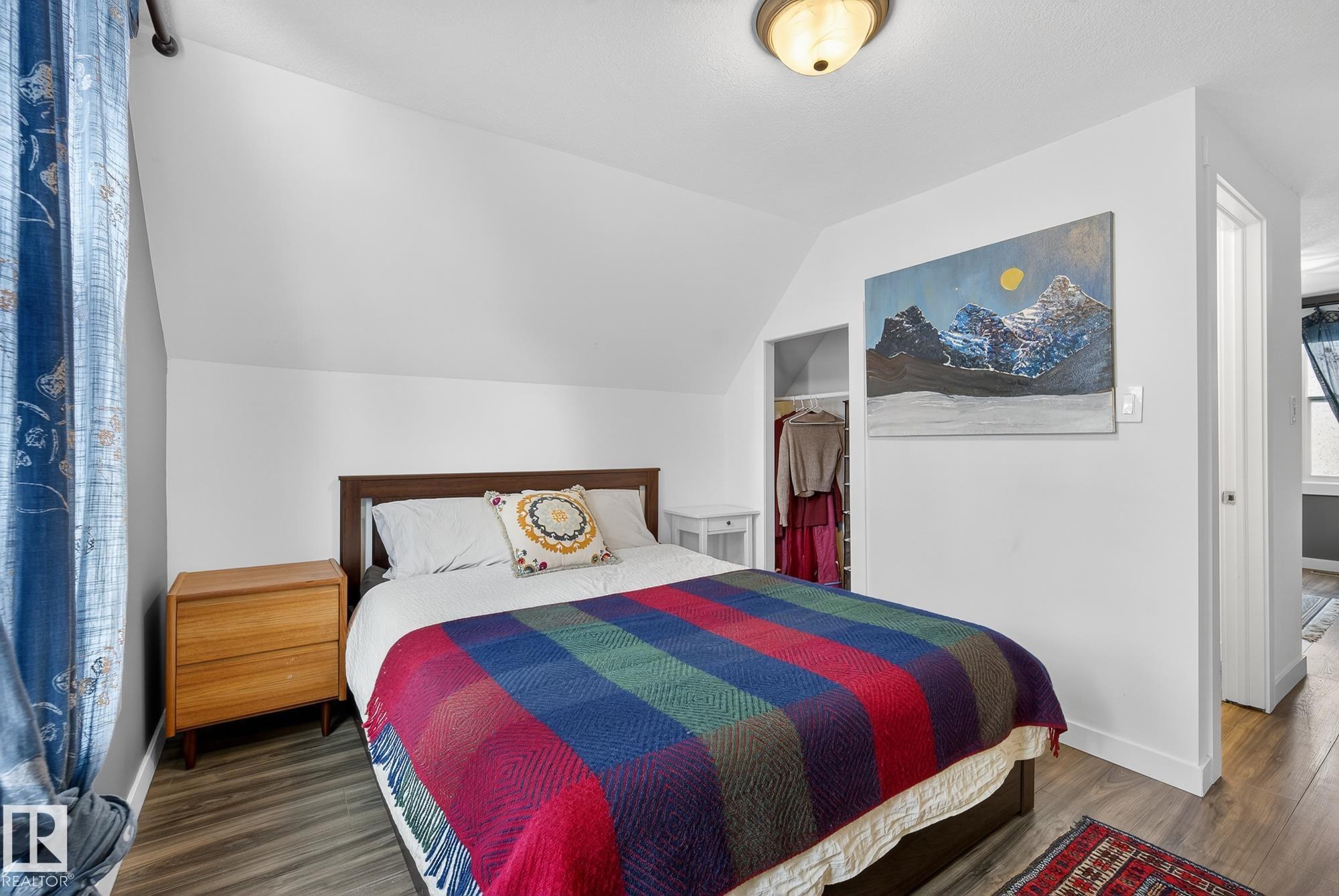 Photo 24 at 9022 92 Street NW, Bonnie Doon, Edmonton