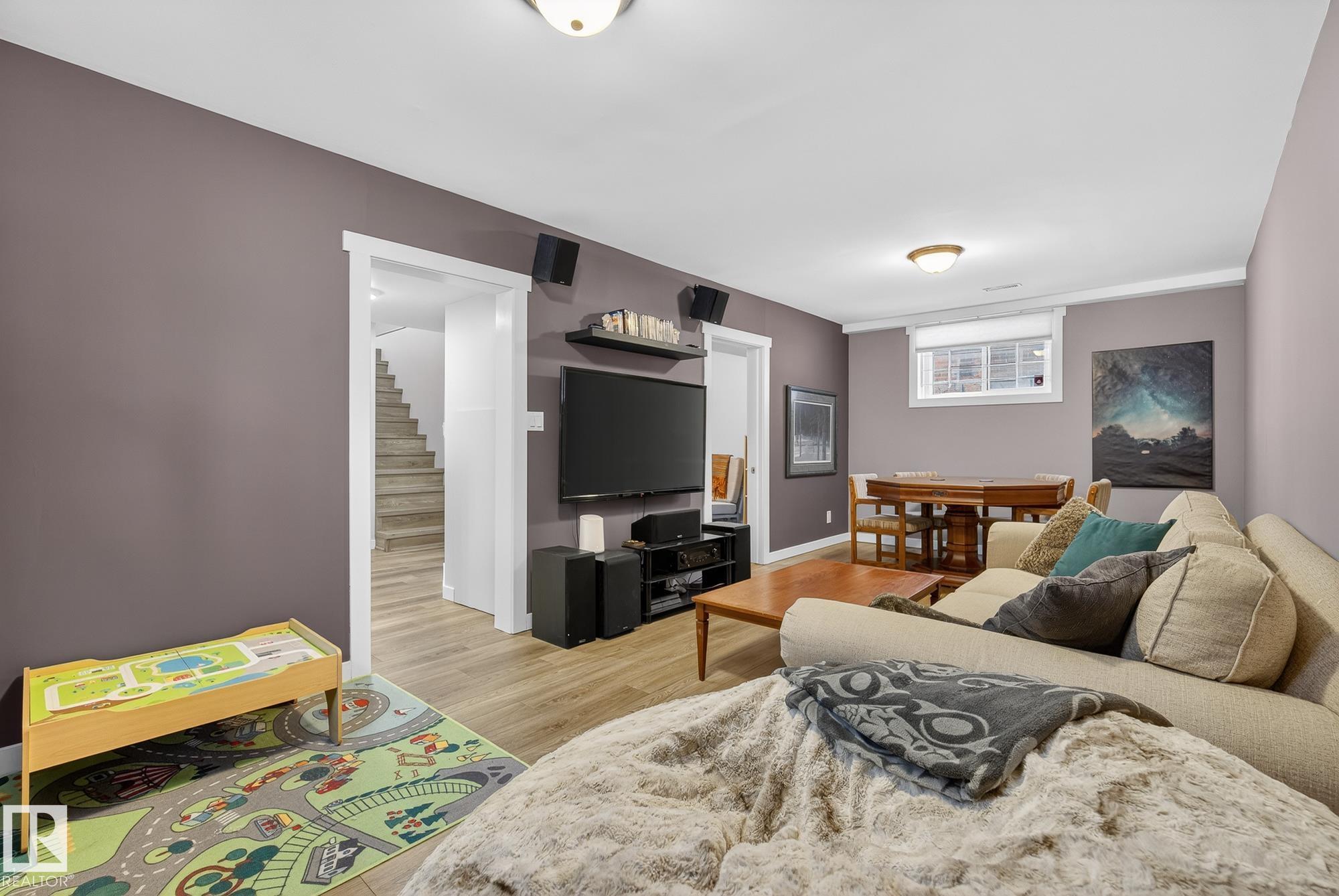 Photo 28 at 9022 92 Street NW, Bonnie Doon, Edmonton