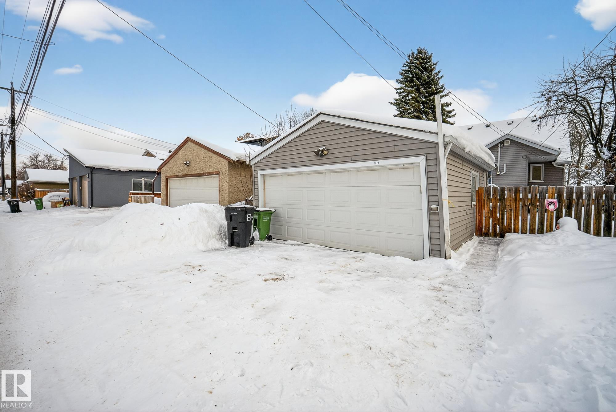 Photo 38 at 9022 92 Street NW, Bonnie Doon, Edmonton