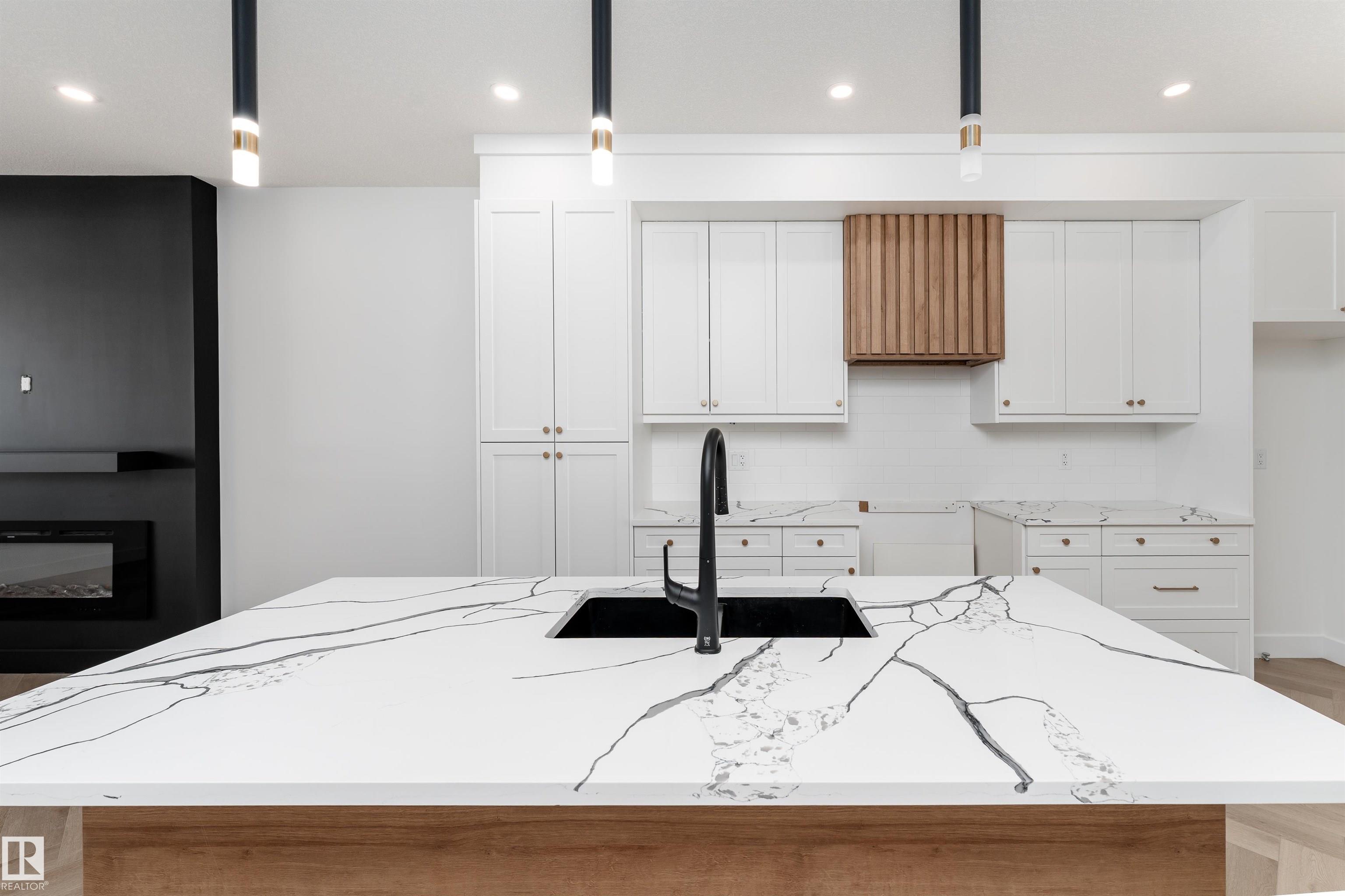 3127 Magpie Way NW, Starling, Edmonton