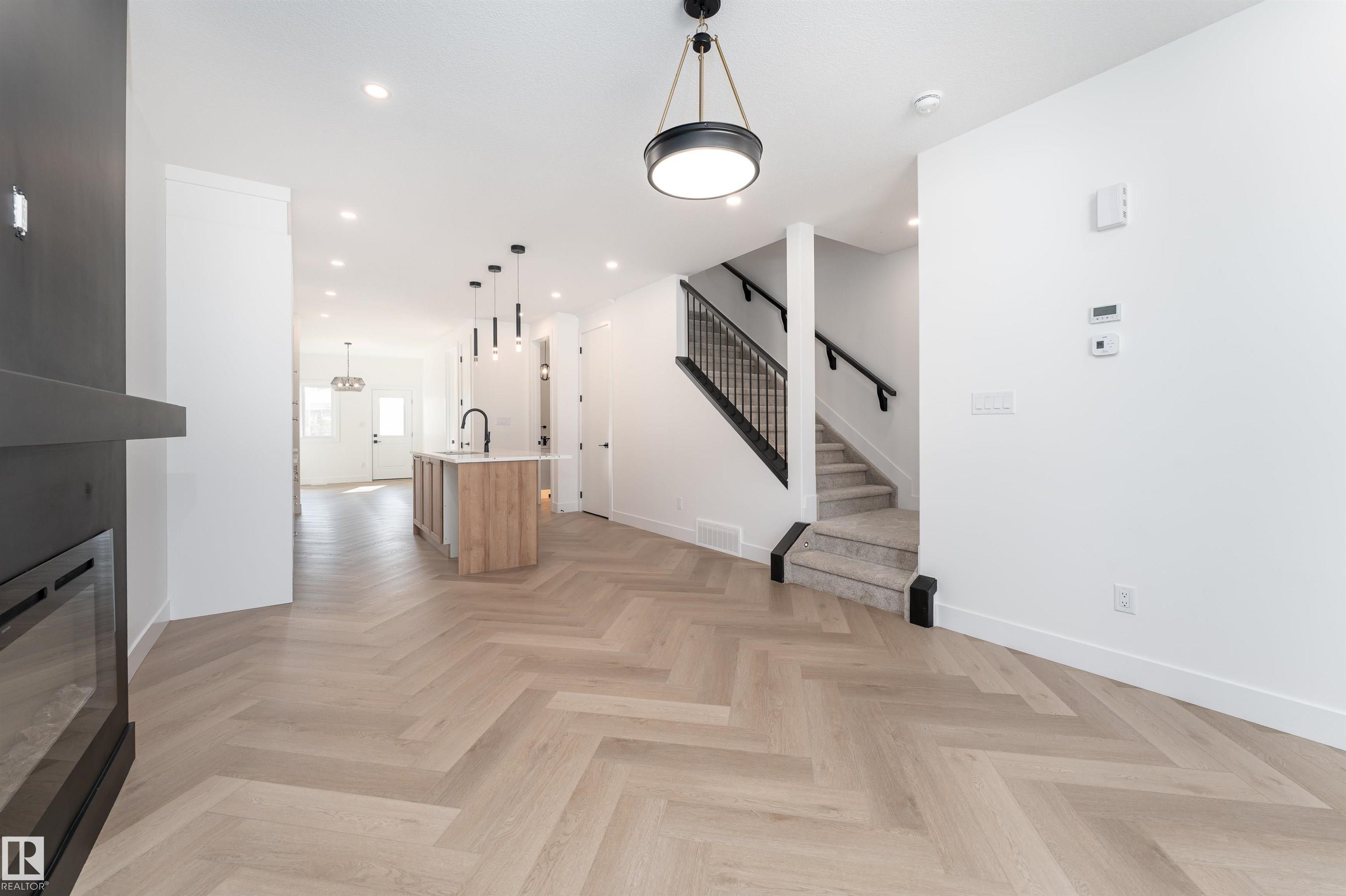 Photo 14 at 3127 Magpie Way NW, Starling, Edmonton