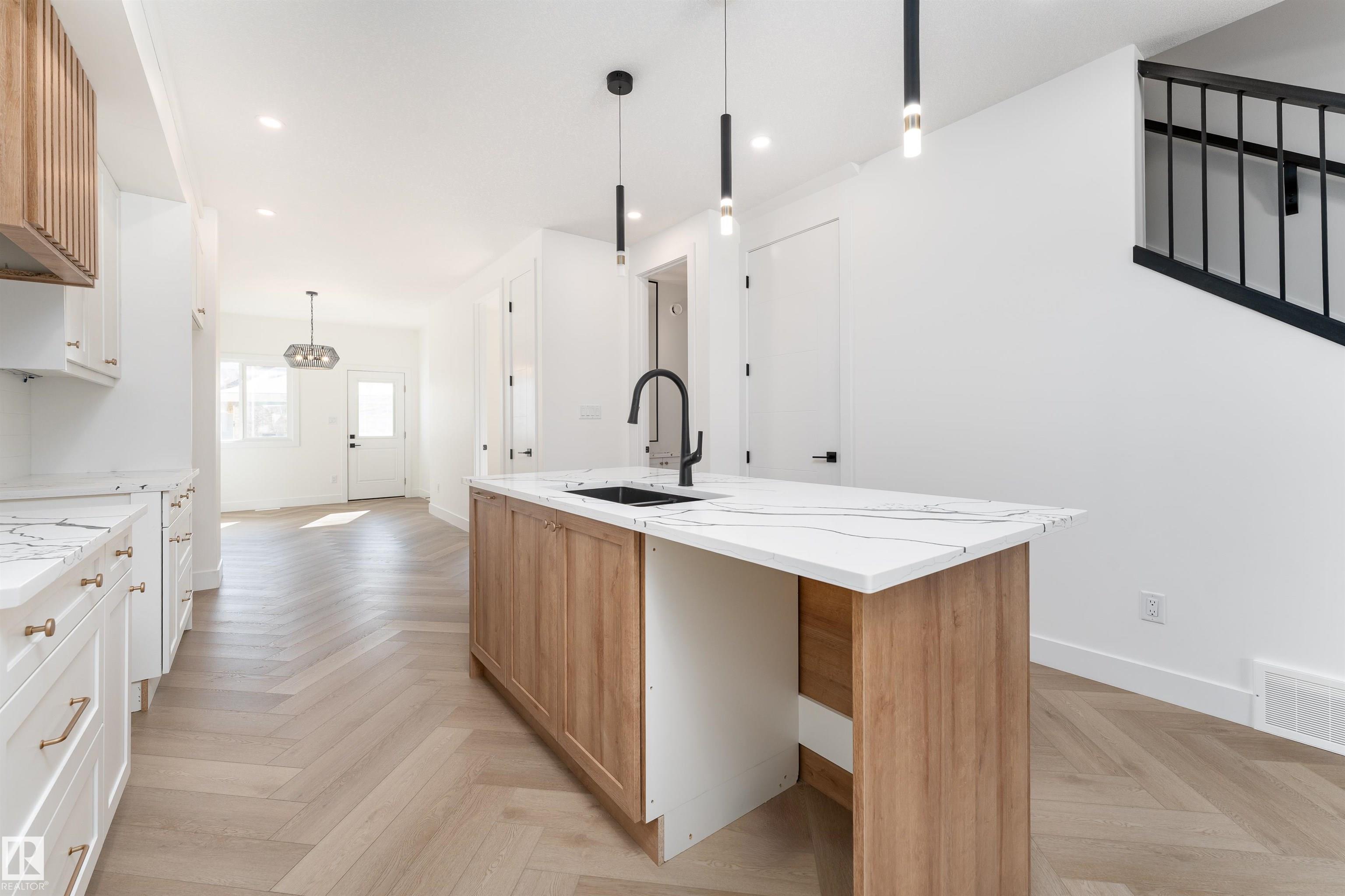 3127 Magpie Way NW, Starling, Edmonton