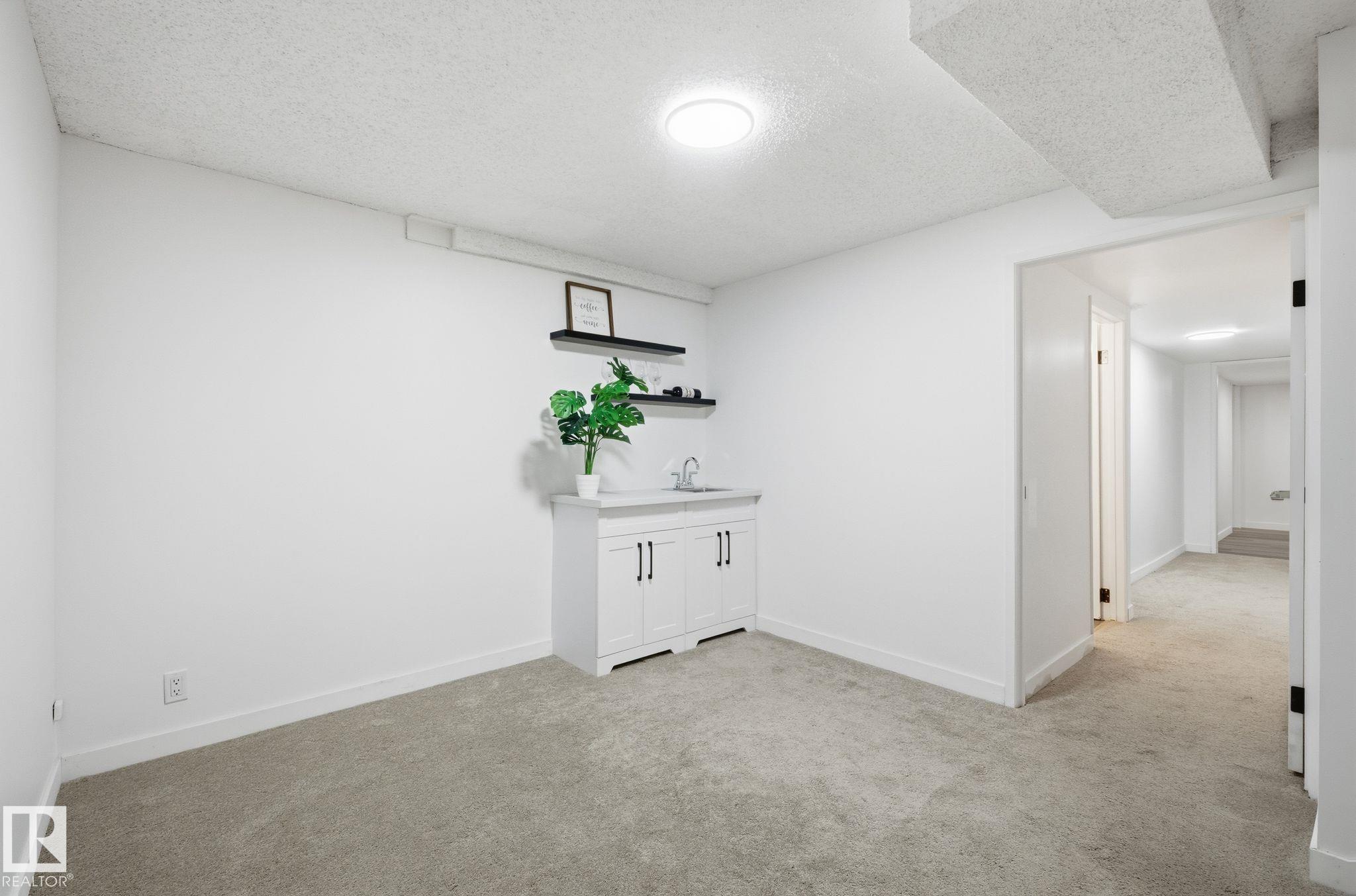 Photo 36 at 2722 104a Street NW, Ermineskin, Edmonton