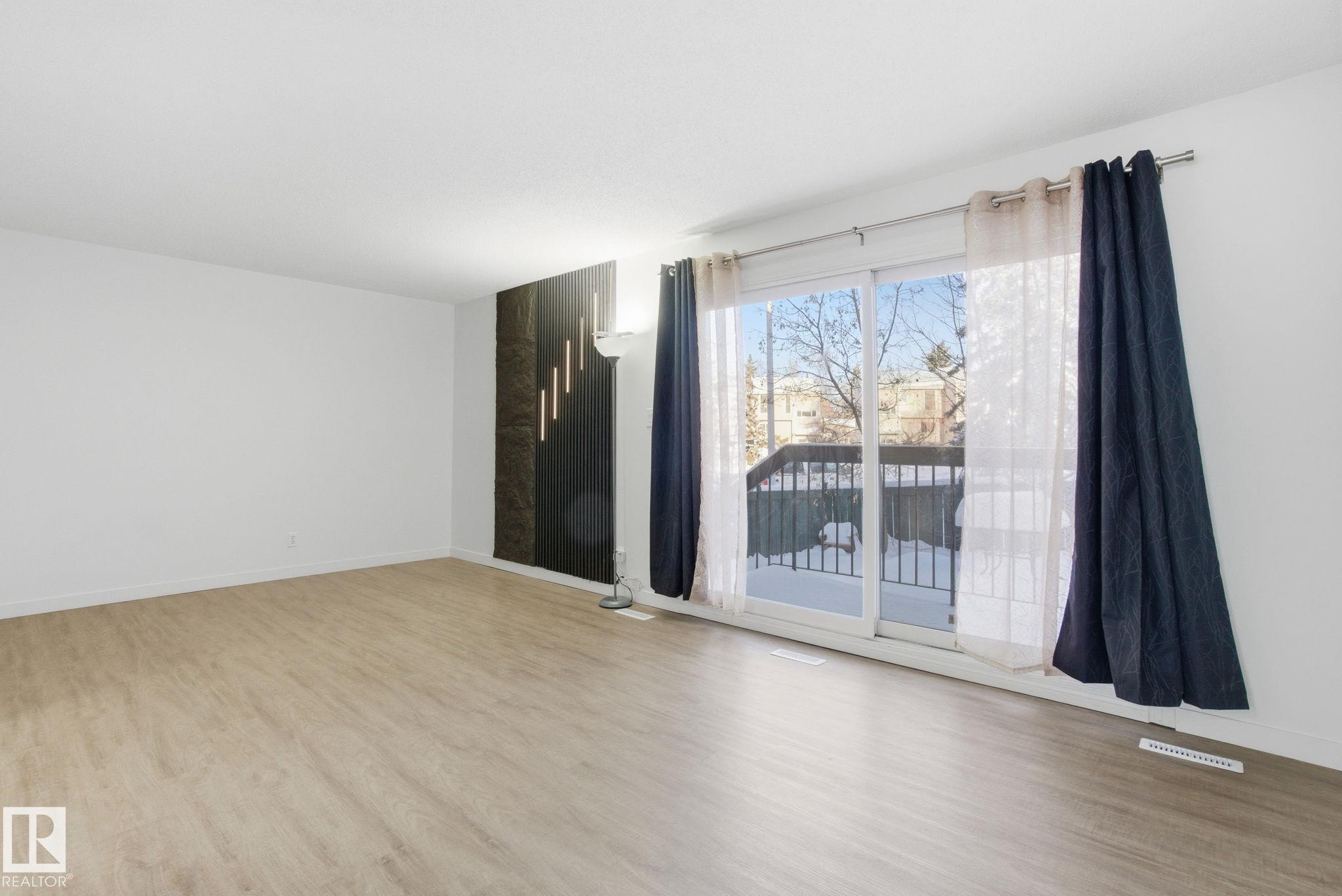 Photo 15 at 5538 145 Avenue NW, Casselman, Edmonton