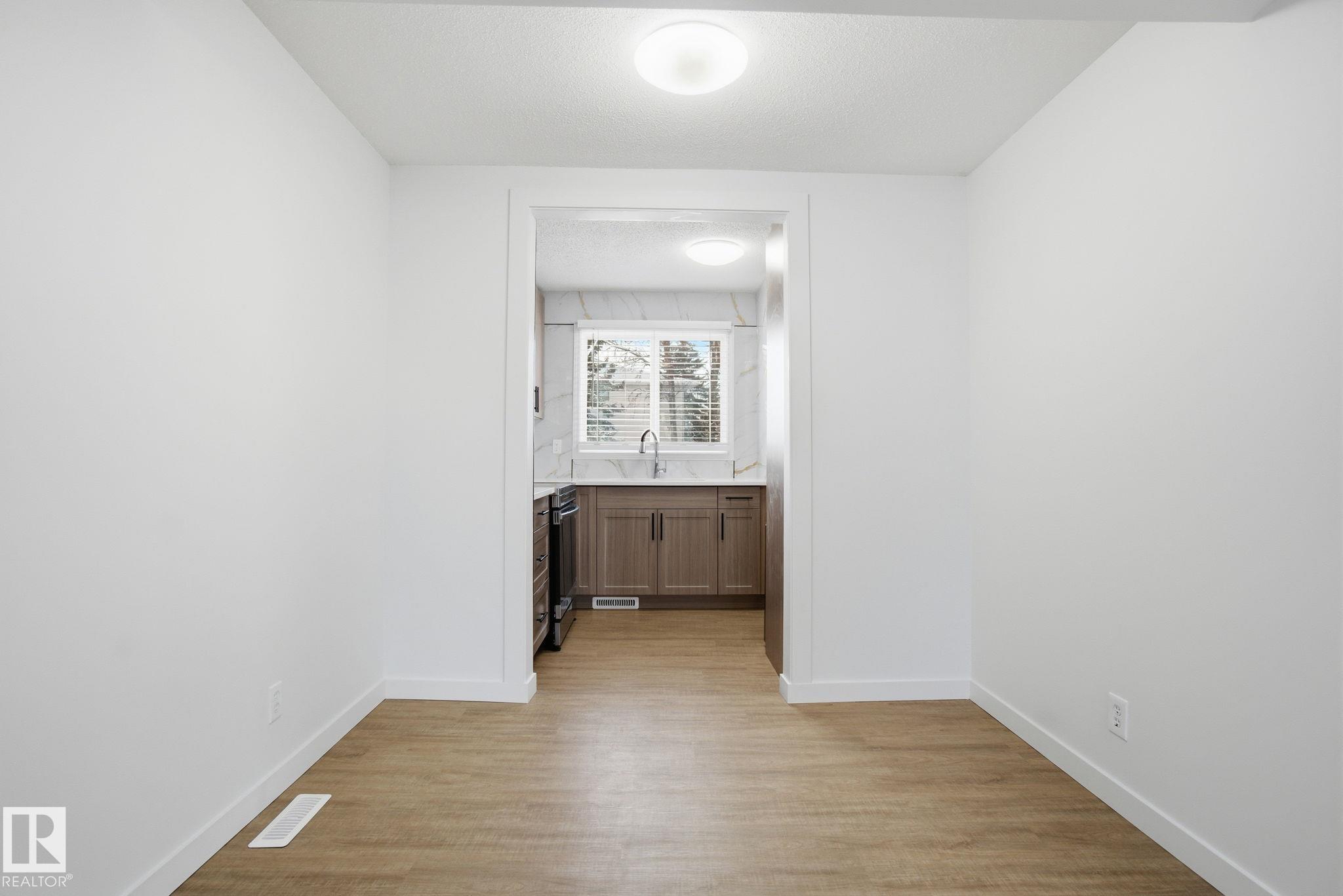 Photo 10 at 5538 145 Avenue NW, Casselman, Edmonton