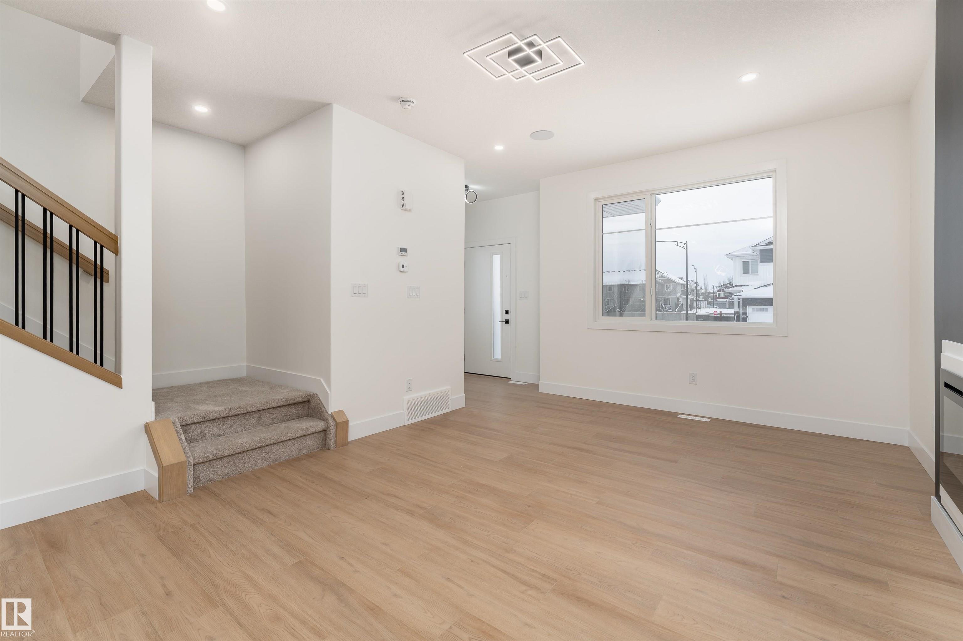 Photo 12 at 3103 Magpie Way NW, Starling, Edmonton